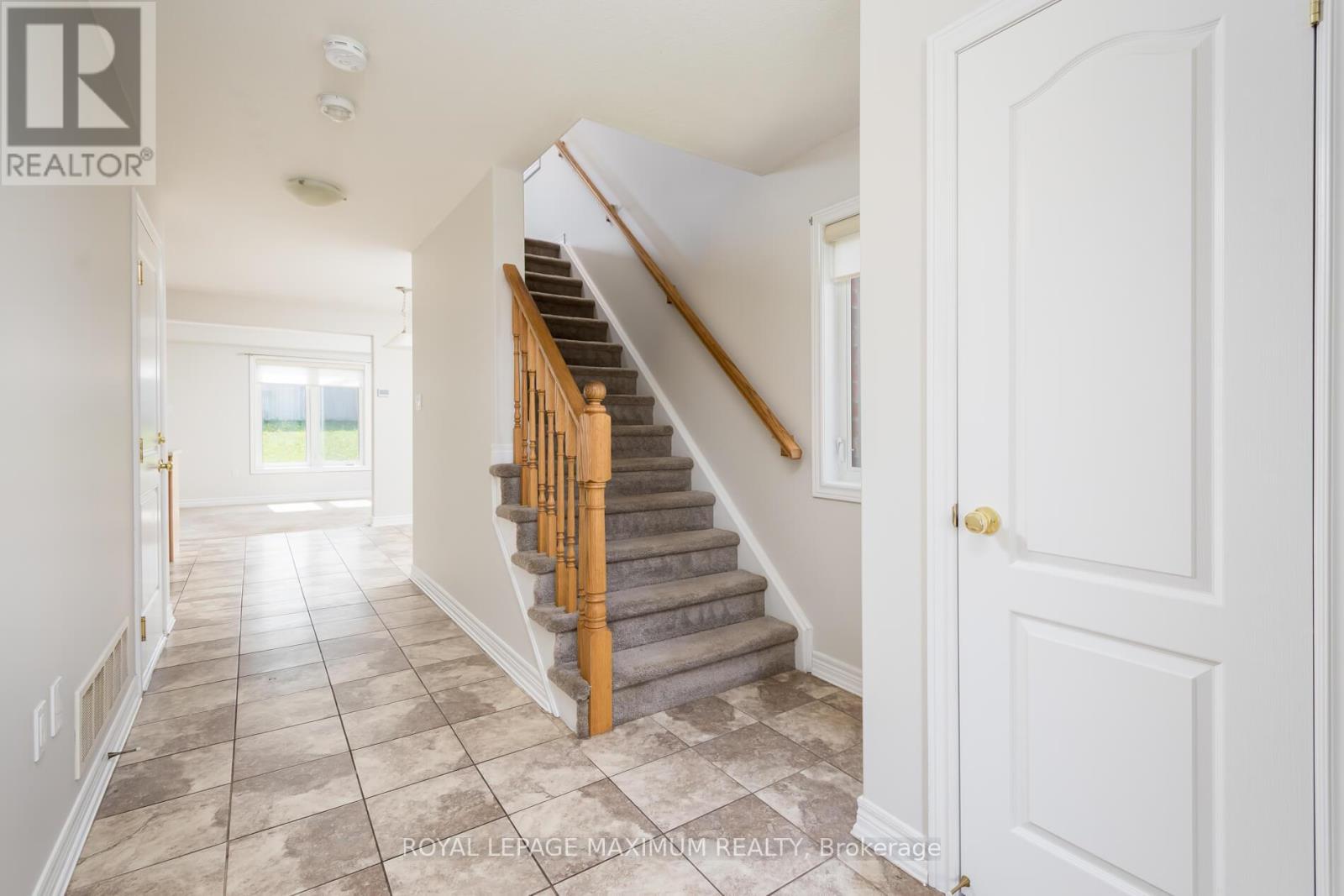 Property at 137 HUTCHINSON DRIVE image 4
