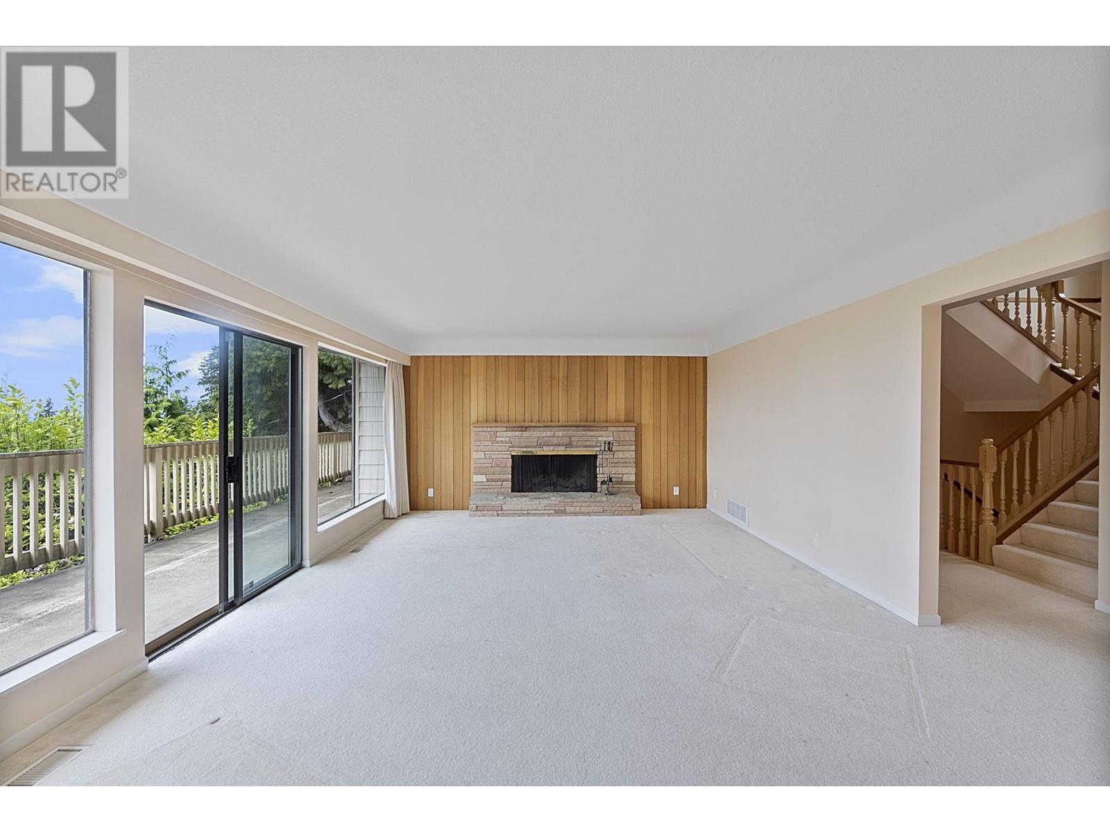 4325 Delbrook Avenue, North Vancouver, British Columbia  V7N 4A5 - Photo 10 - R3003028