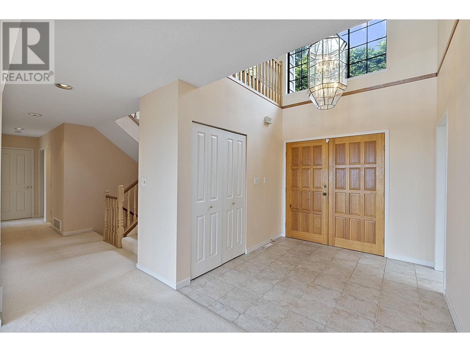 4325 Delbrook Avenue, North Vancouver, British Columbia  V7N 4A5 - Photo 13 - R3003028