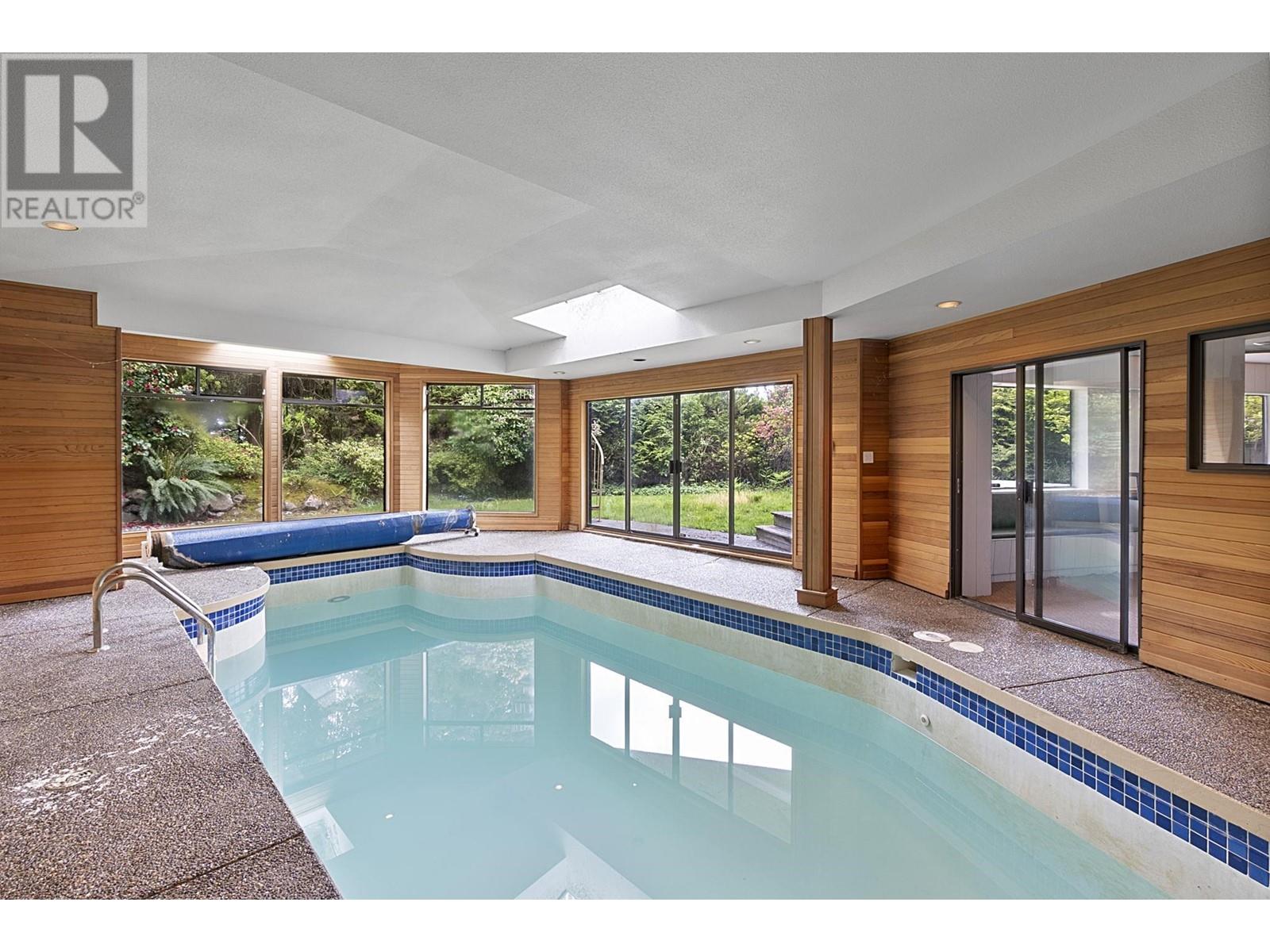 4325 Delbrook Avenue, North Vancouver, British Columbia  V7N 4A5 - Photo 24 - R3003028