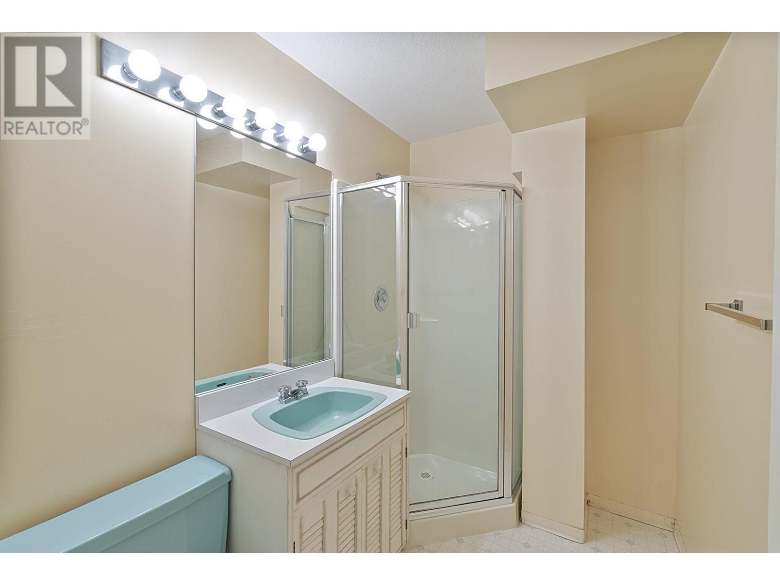 4325 Delbrook Avenue, North Vancouver, British Columbia  V7N 4A5 - Photo 25 - R3003028