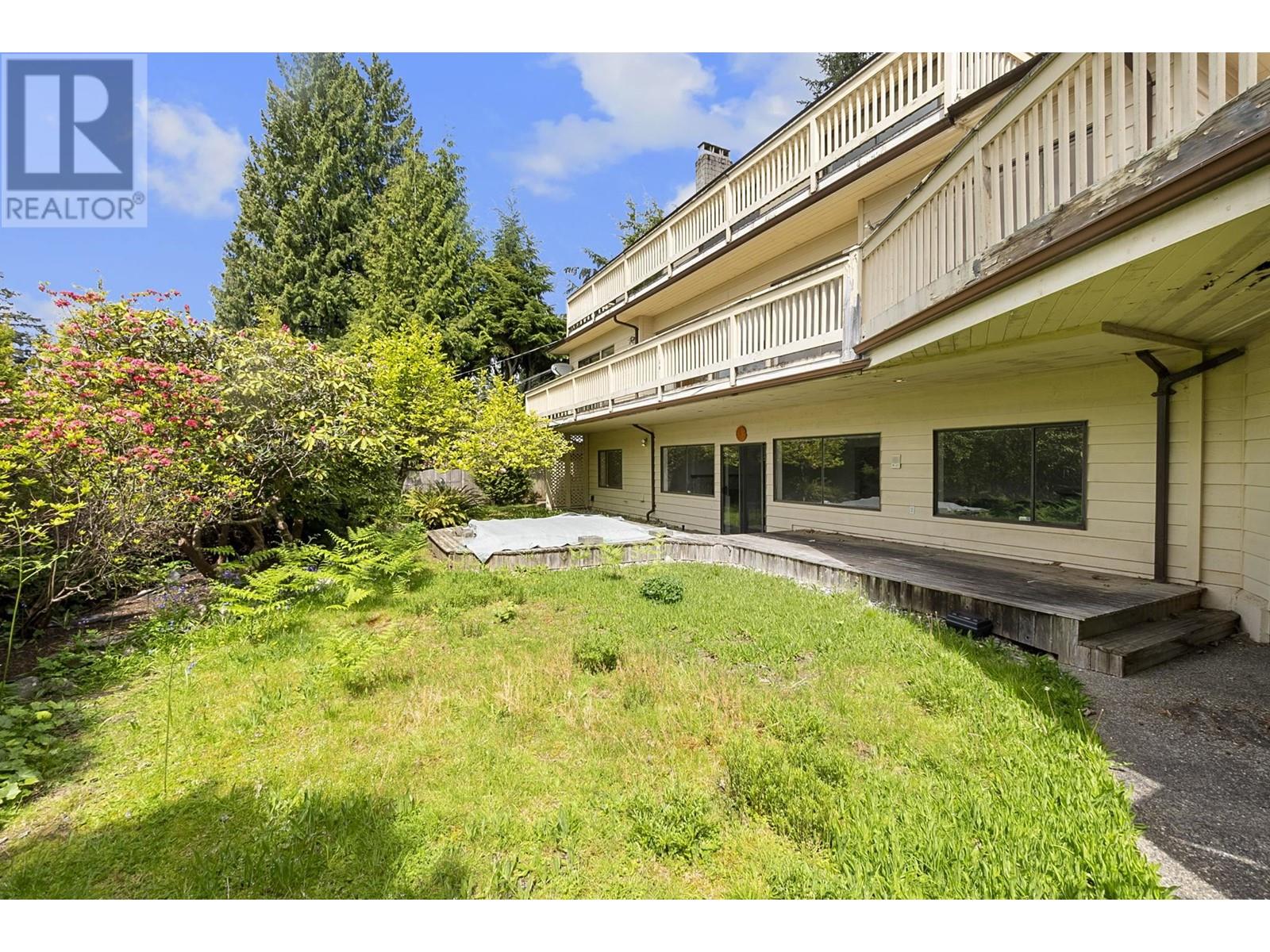 4325 Delbrook Avenue, North Vancouver, British Columbia  V7N 4A5 - Photo 36 - R3003028