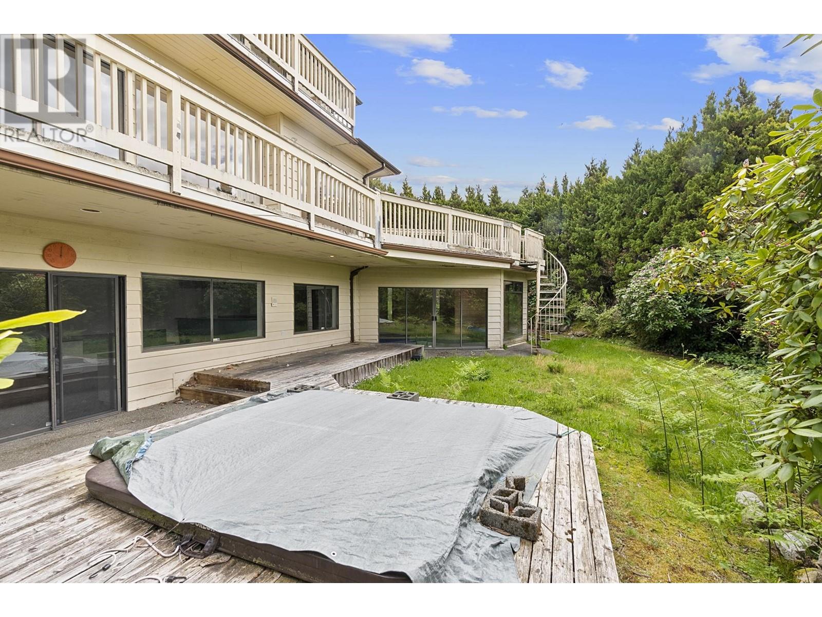 4325 Delbrook Avenue, North Vancouver, British Columbia  V7N 4A5 - Photo 37 - R3003028