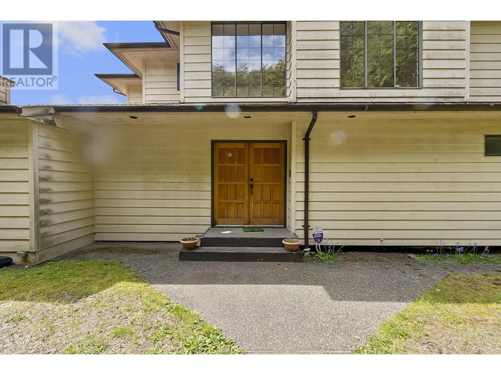 4325 Delbrook Avenue, North Vancouver, British Columbia  V7N 4A5 - Photo 8 - R3003028