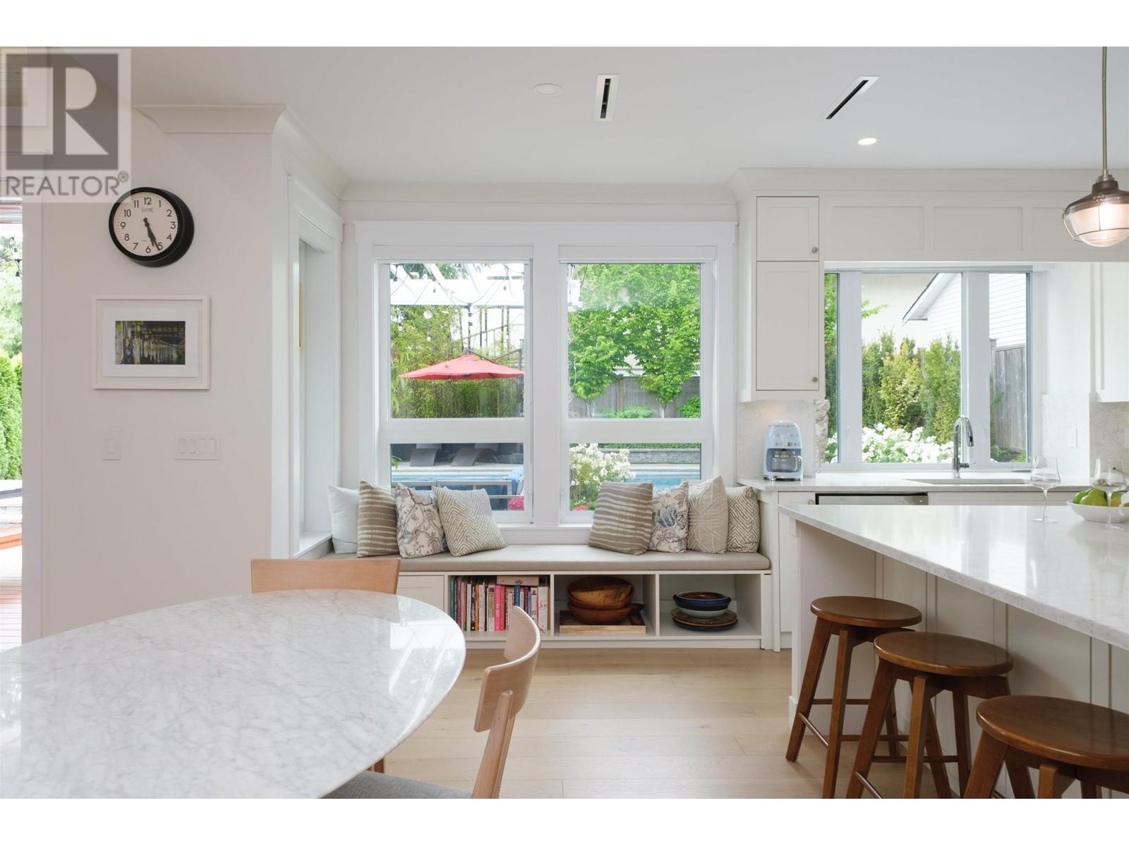 3715 Campbell Avenue, North Vancouver, British Columbia  V7K 2M4 - Photo 11 - R3003037