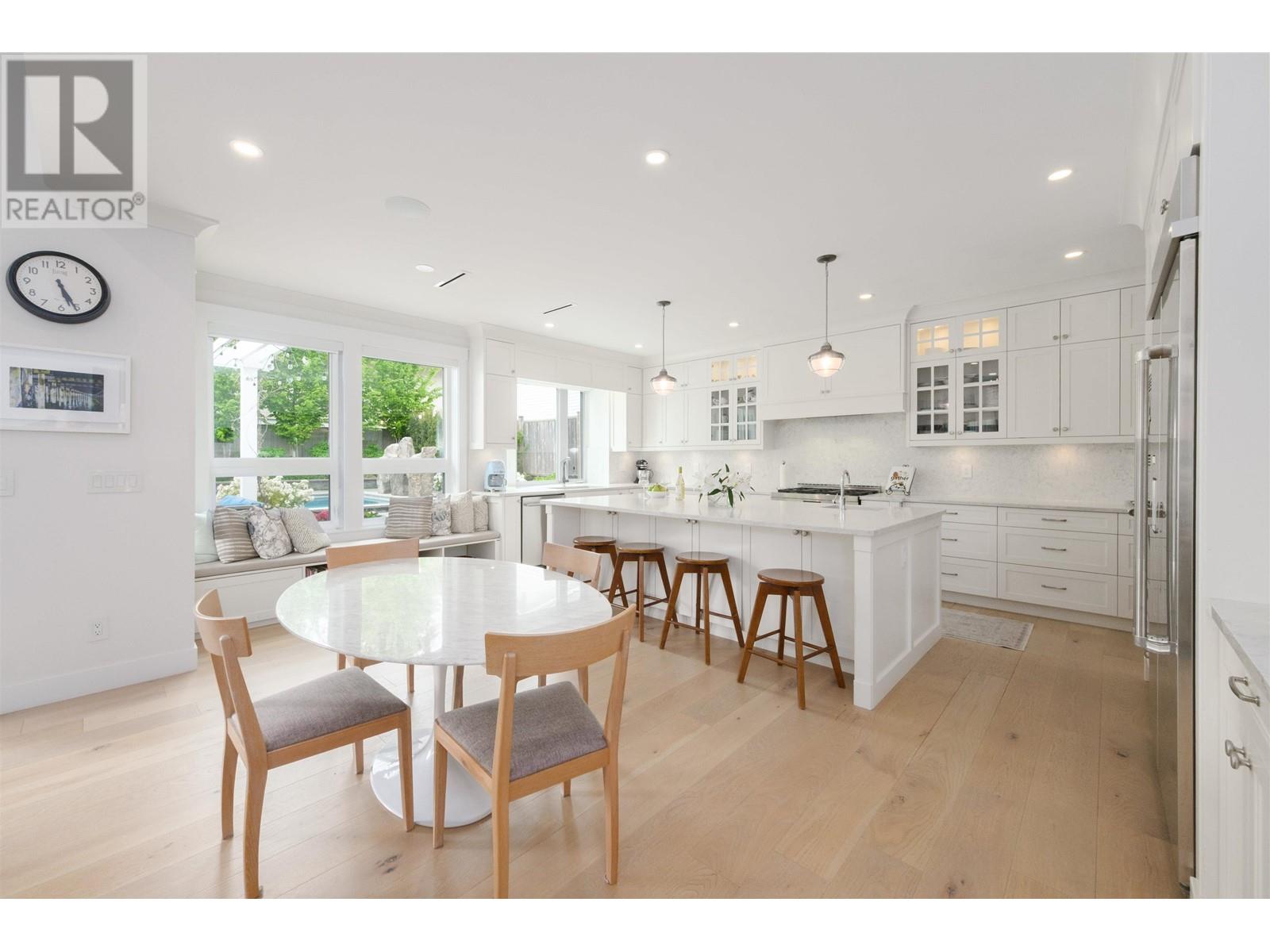 3715 Campbell Avenue, North Vancouver, British Columbia  V7K 2M4 - Photo 8 - R3003037