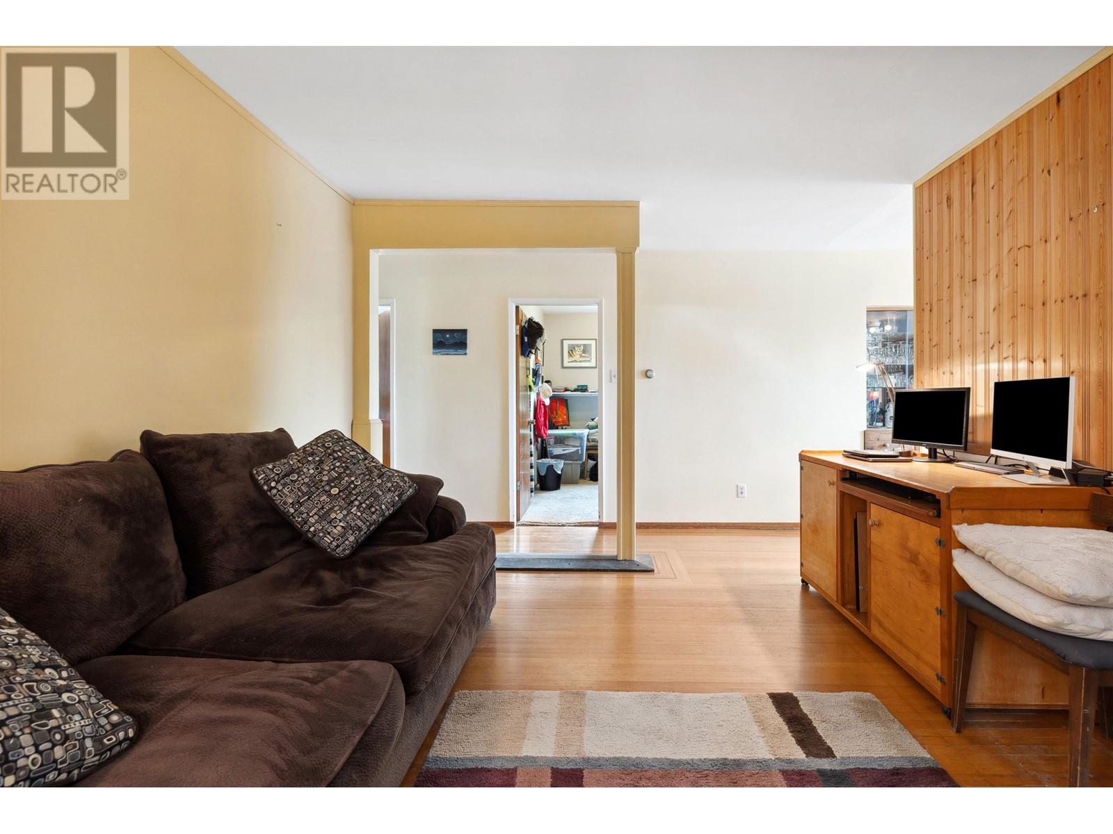 3820 Calder Avenue, North Vancouver, British Columbia  V7N 3S3 - Photo 15 - R3003073