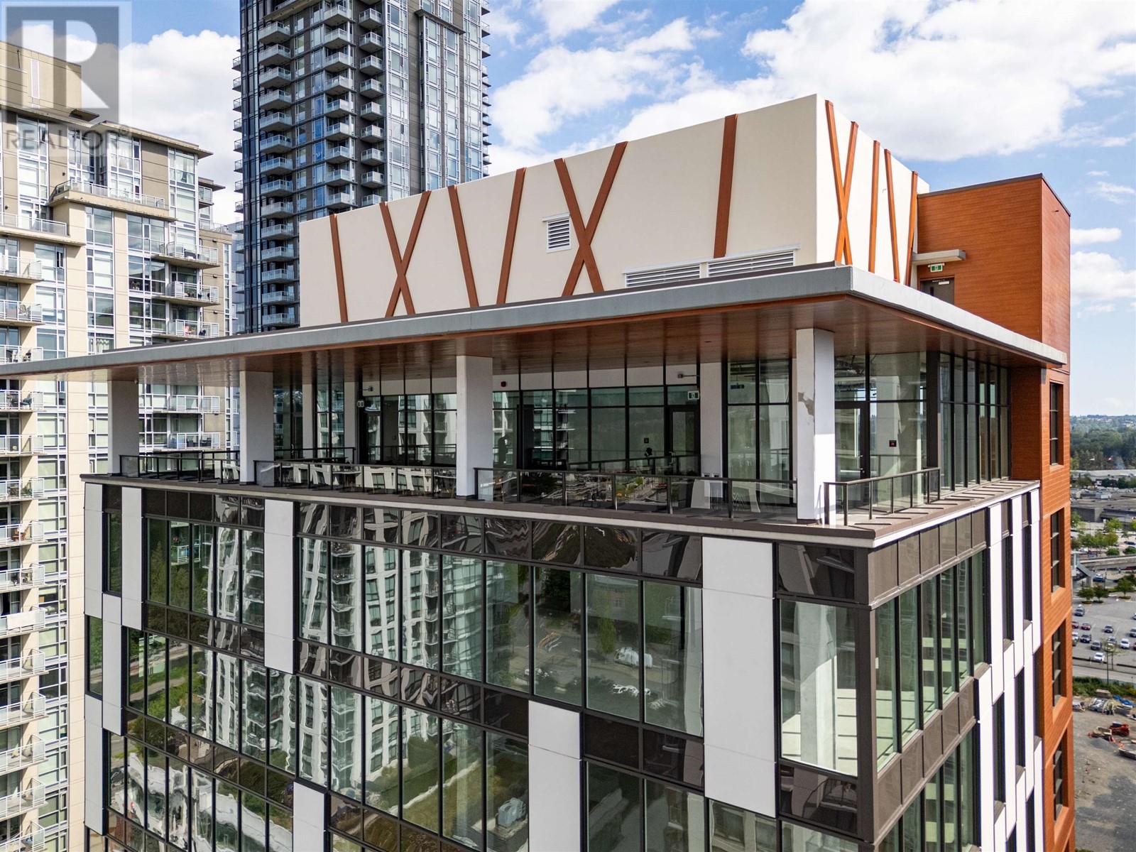 605 2992 GLEN DRIVE, Coquitlam, British Columbia