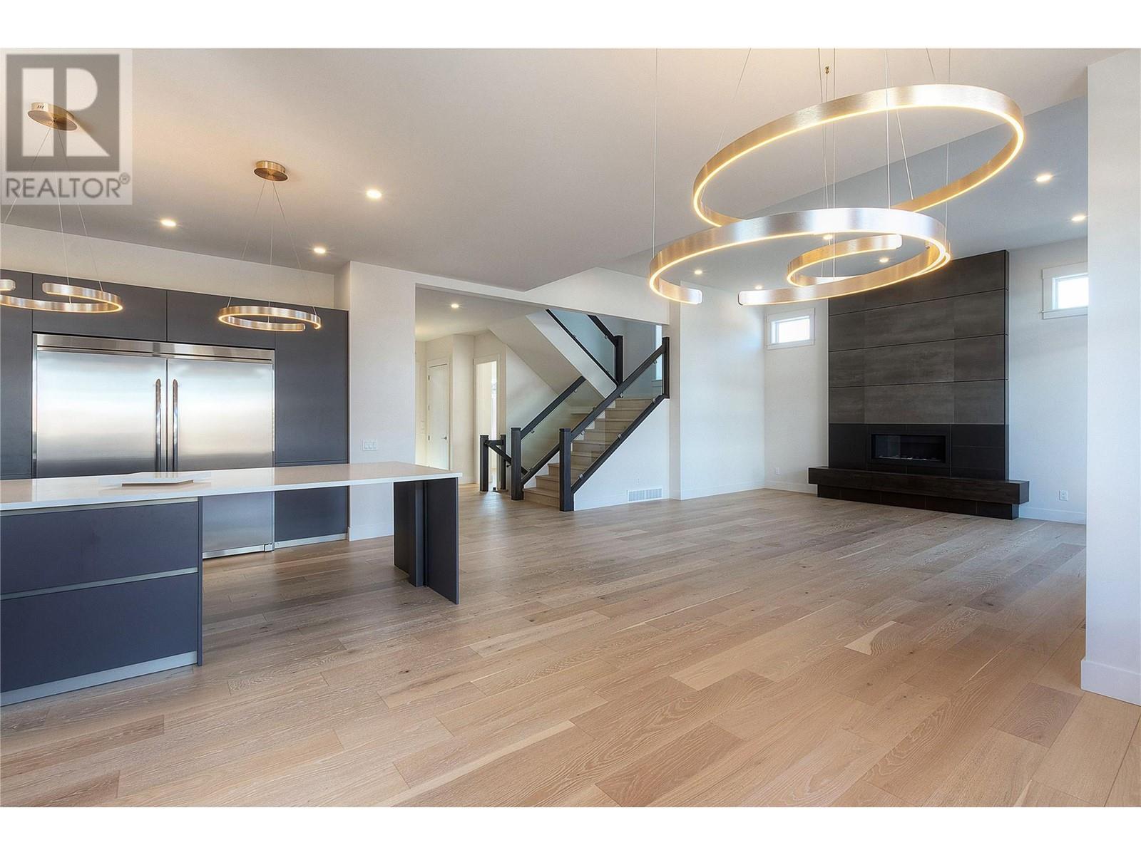 Property at 4621 Fordham Road image 5