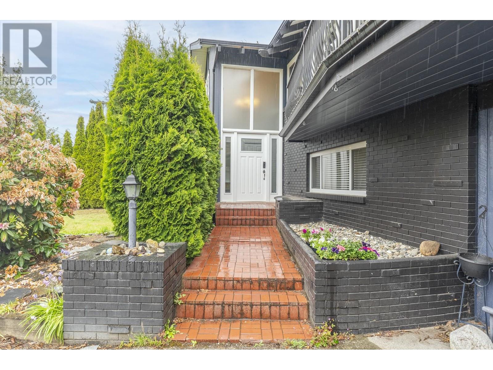 1660 53a Street, Tsawwassen, British Columbia  V4M 3G4 - Photo 4 - R3002722