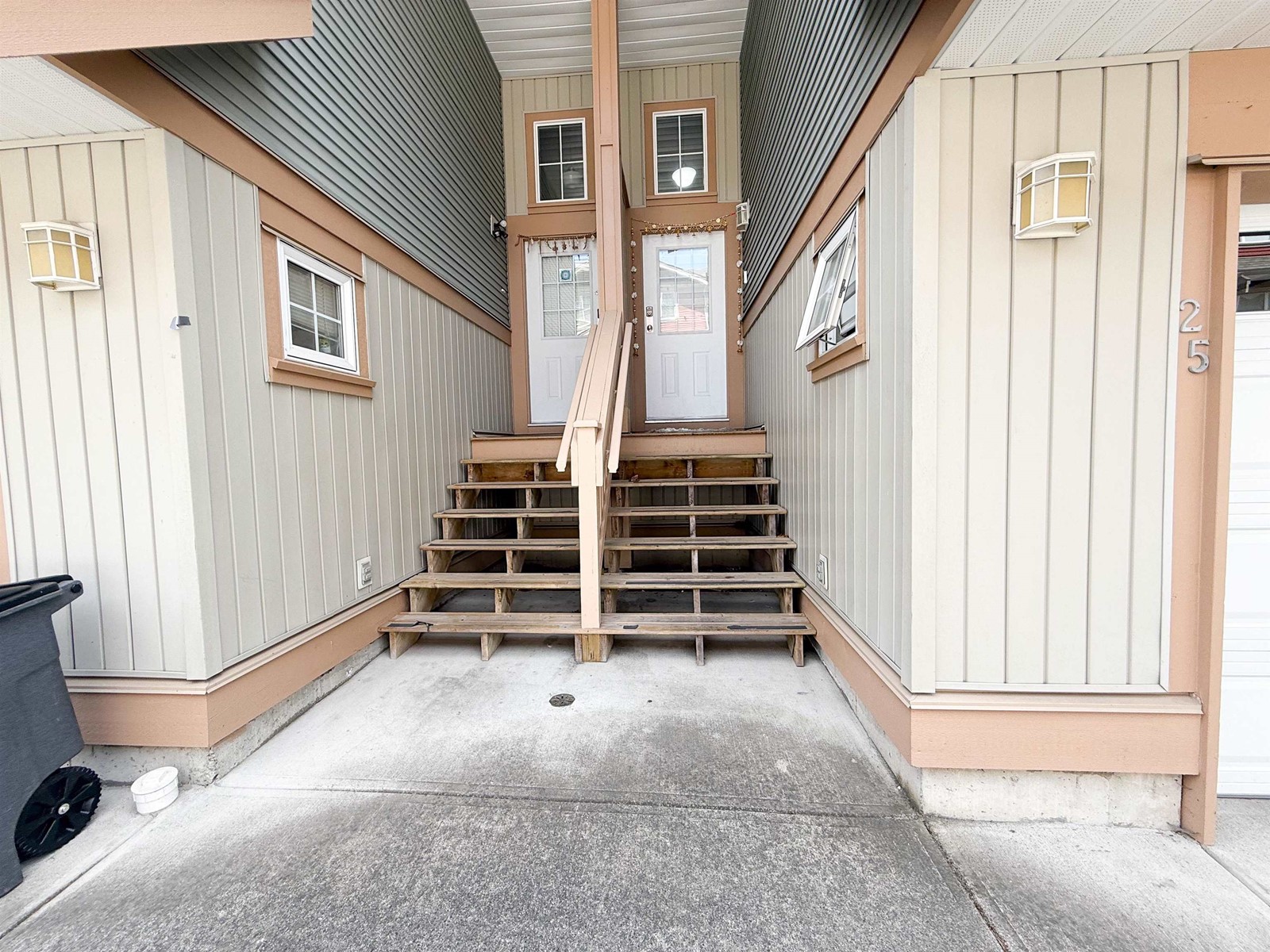 25 7518 138 Street, Surrey, British Columbia  V3W 1S1 - Photo 2 - R3002728