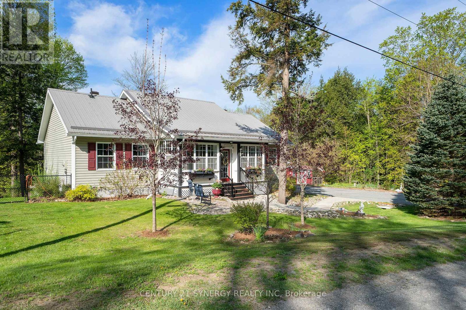 251 Robert Run, Drummond/north Elmsley, Ontario  K7H 3C7 - Photo 2 - X12148957