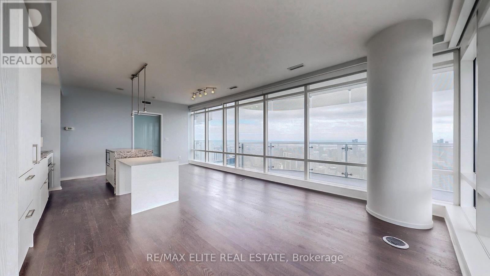 5606 - 1 Bloor Street E, Toronto, Ontario  M4W 0A8 - Photo 10 - C12149108