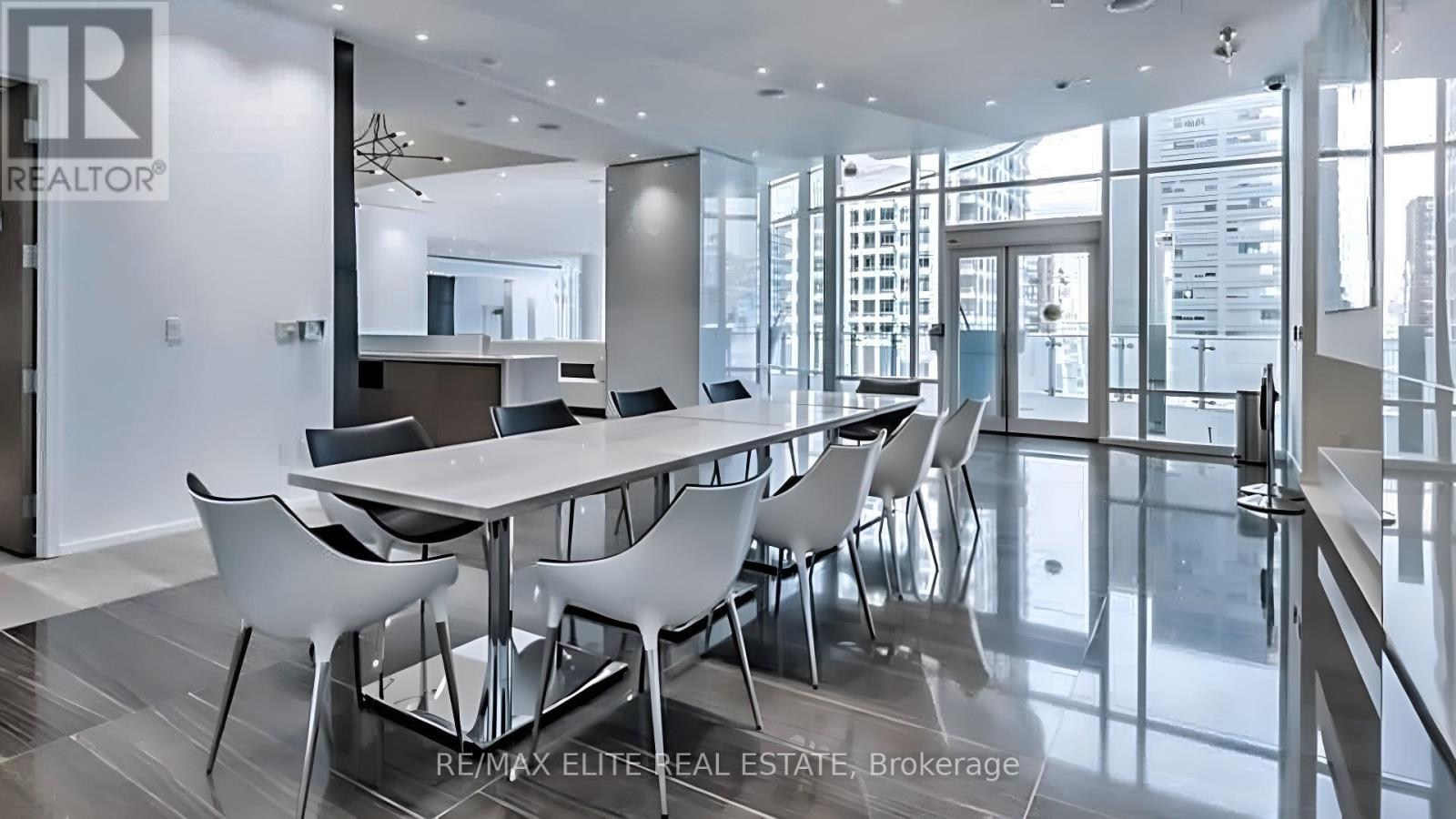 5606 - 1 Bloor Street E, Toronto, Ontario  M4W 0A8 - Photo 44 - C12149108
