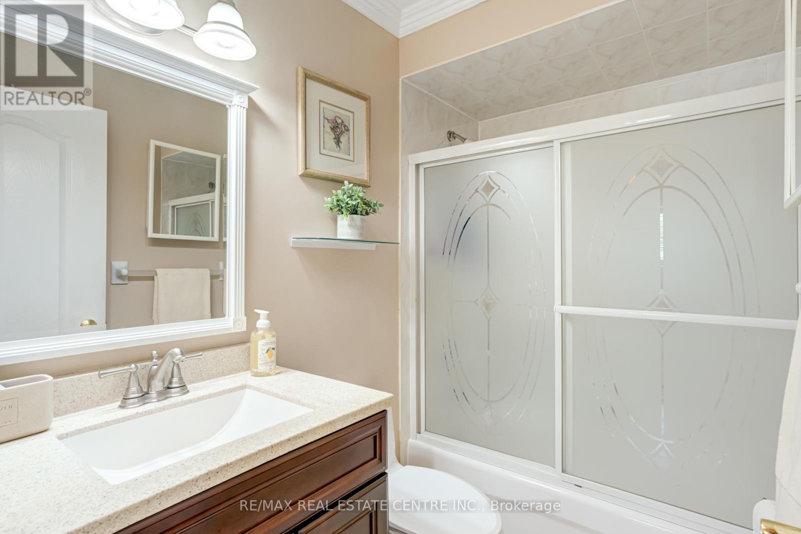 22 Woodvalley Drive, Brampton, Ontario  L7A 1Z4 - Photo 22 - W12148789