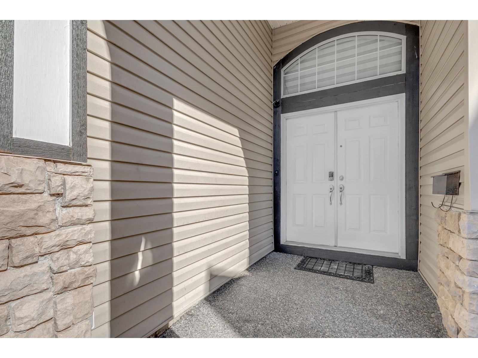 Property at 14756 80A AVENUE image 4
