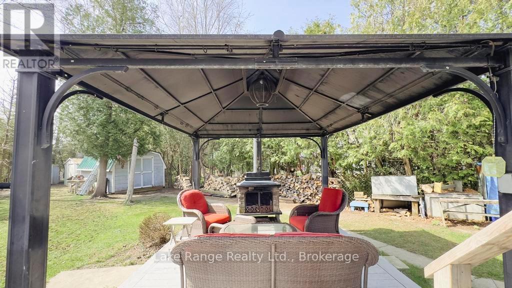 804 Meadow Place, Huron-Kinloss, Ontario  N2Z 2X3 - Photo 24 - X12117021