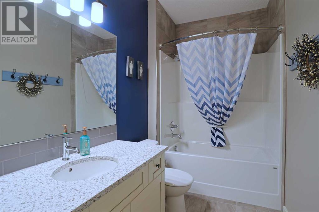 812 Coopers Crescent Sw, Airdrie, Alberta  T4B 4C3 - Photo 38 - A2221342