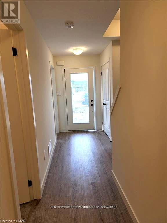 44 - 1781 Henrica Avenue, London North, Ontario  N6G 0Y2 - Photo 2 - X12149143