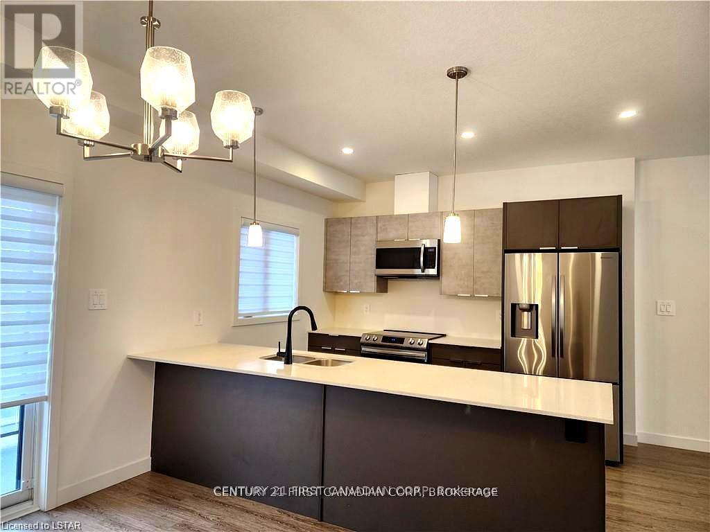 44 - 1781 Henrica Avenue, London North, Ontario  N6G 0Y2 - Photo 4 - X12149143