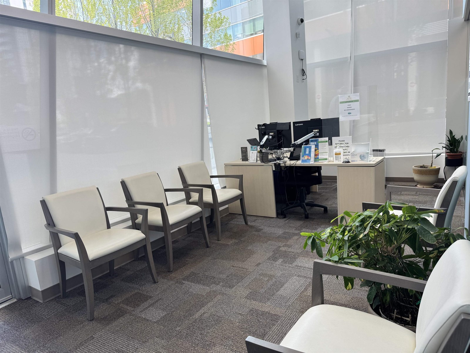 110 13737 96 Avenue, Surrey, British Columbia  V3V 1Z2 - Photo 2 - C8068860