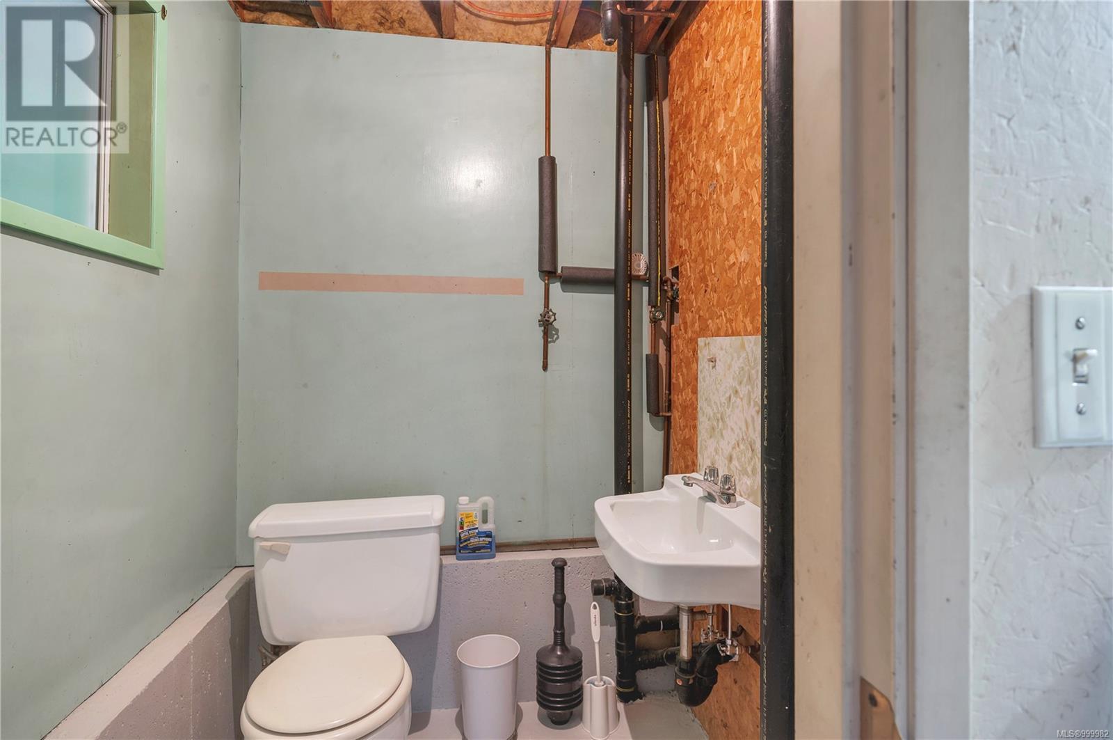 1920 Treelane Rd, Campbell River, British Columbia  V9W 4E8 - Photo 27 - 999982