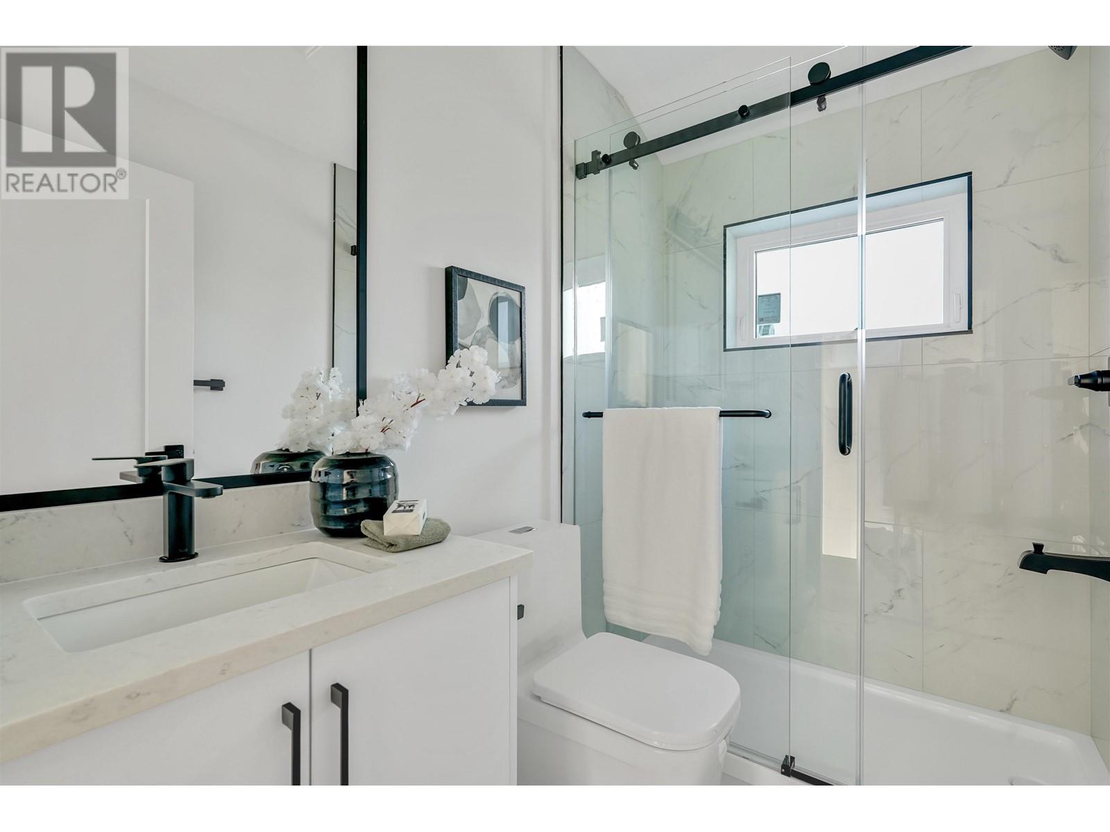 2 3216 Venables Street, Vancouver, British Columbia  V5K 2S6 - Photo 34 - R3002868