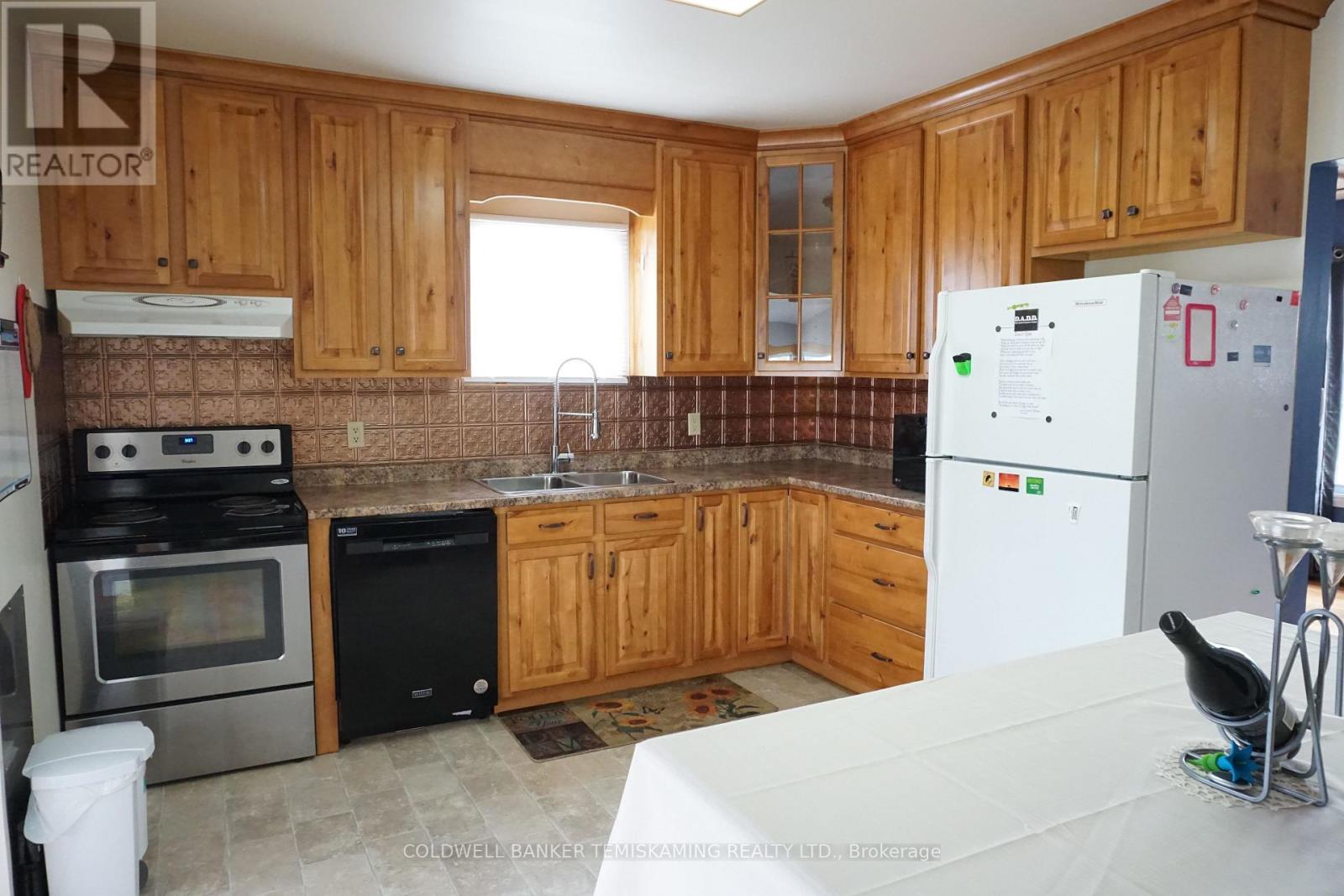 39 Third Street E, James, Ontario  P0J 1G0 - Photo 10 - T12149157