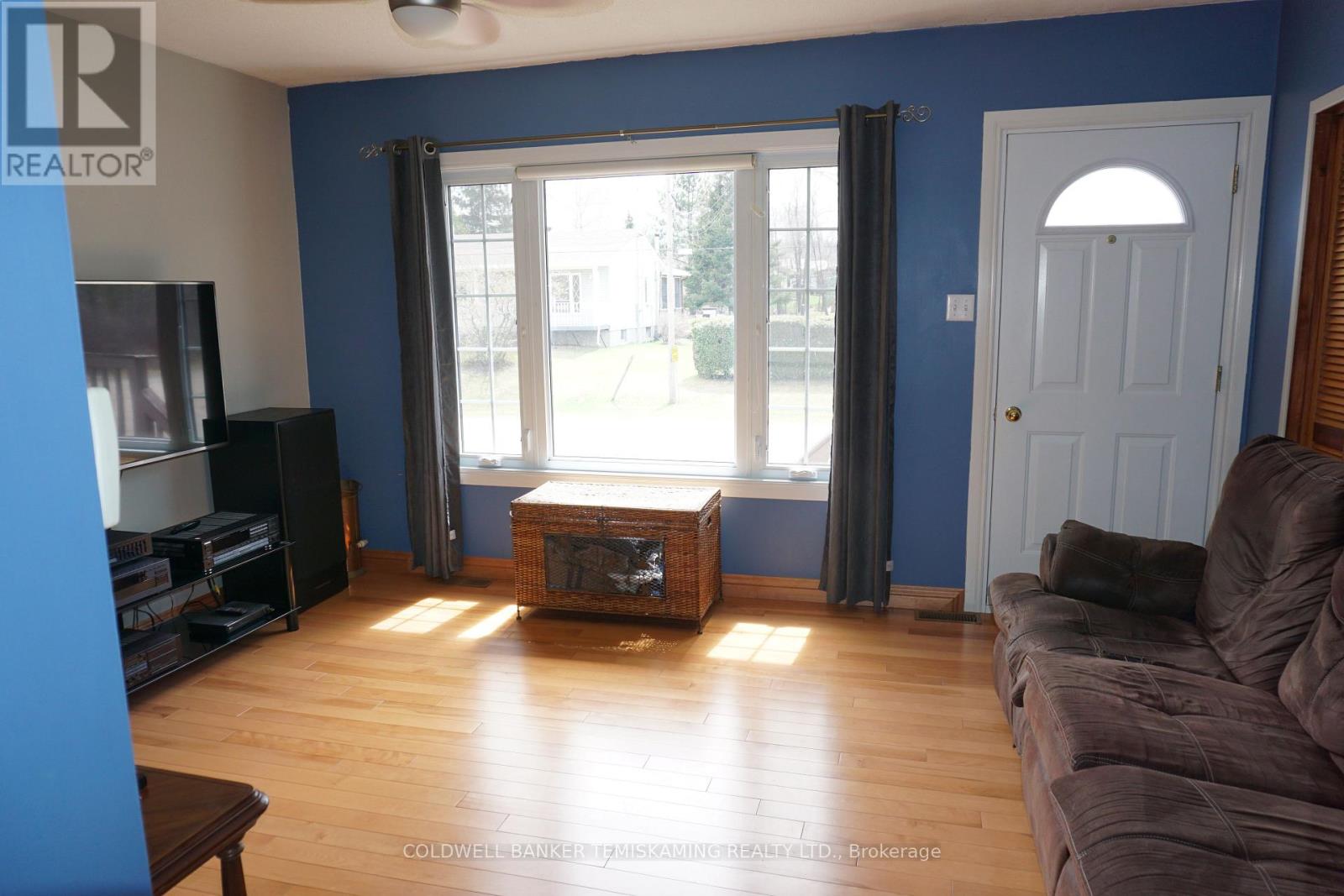 39 Third Street E, James, Ontario  P0J 1G0 - Photo 14 - T12149157