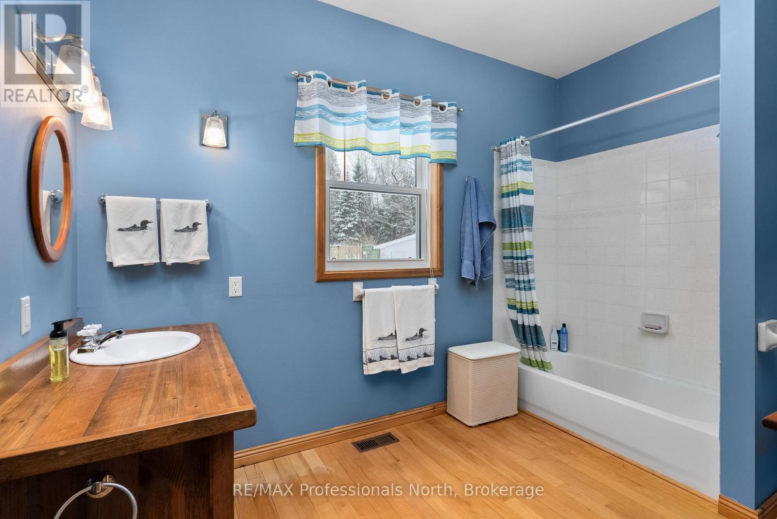 3 - 2901 Limberlost Road, Lake Of Bays, Ontario  P1H 2J6 - Photo 16 - X12076783