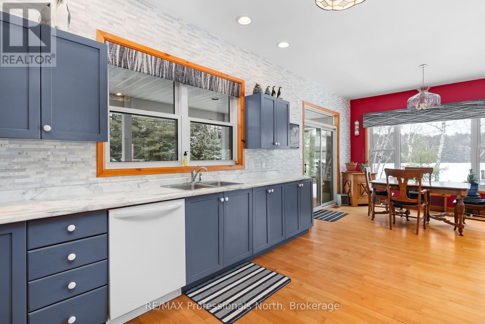 3 - 2901 Limberlost Road, Lake Of Bays, Ontario  P1H 2J6 - Photo 9 - X12076783