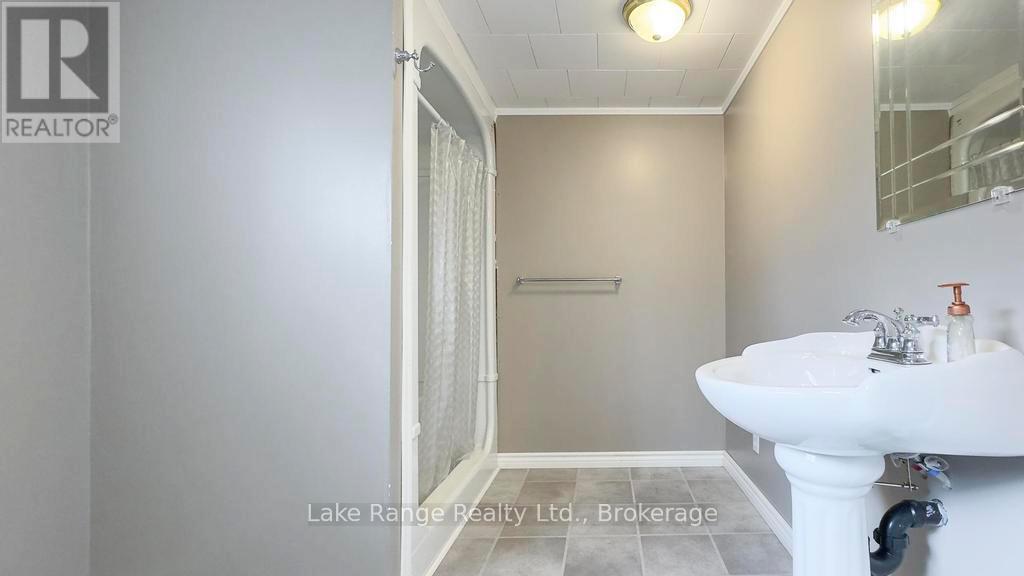 540 Attawandaron Road, Huron-Kinloss, Ontario  N2Z 2X3 - Photo 27 - X12116708