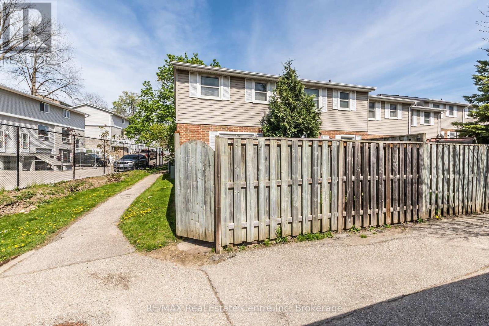 9 - 440 Pioneer Drive, Kitchener, Ontario  N2P 1H6 - Photo 37 - X12149152