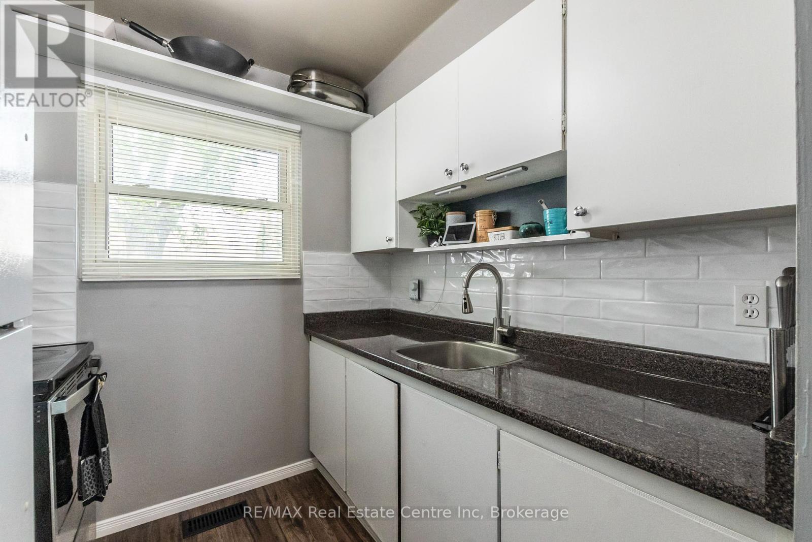 9 - 440 Pioneer Drive, Kitchener, Ontario  N2P 1H6 - Photo 7 - X12149152