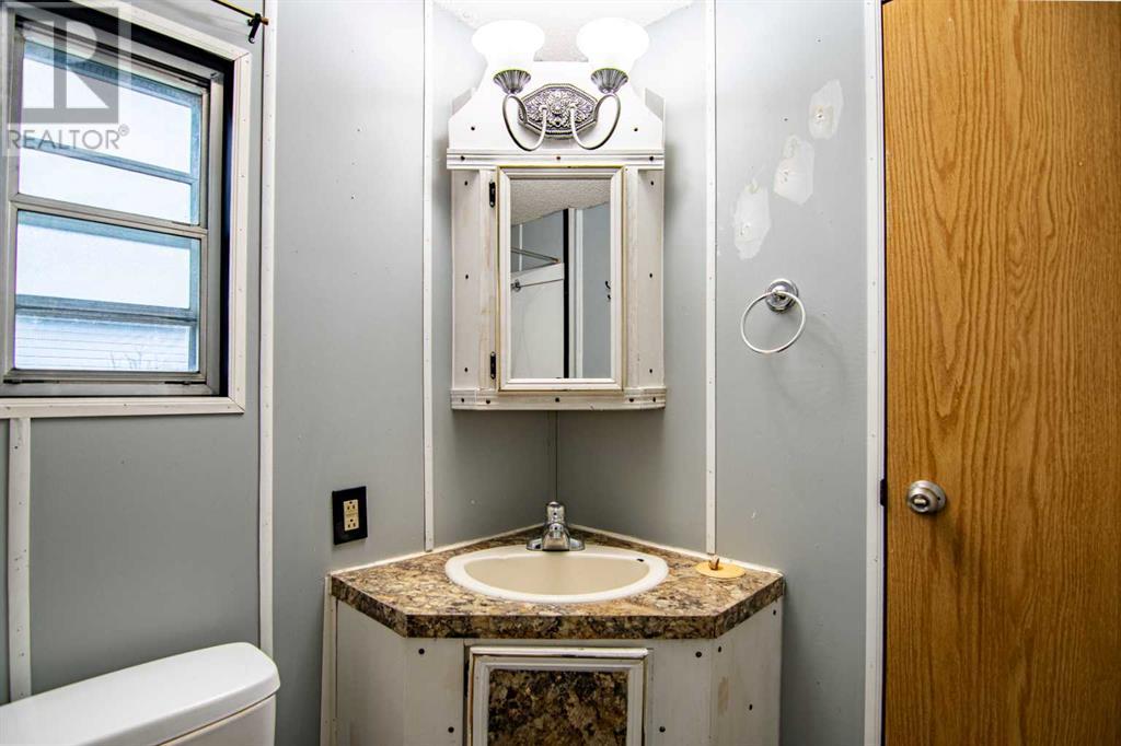 4551 Eastview Crescent, Rimbey, Alberta  T0C 2J0 - Photo 22 - A2220987