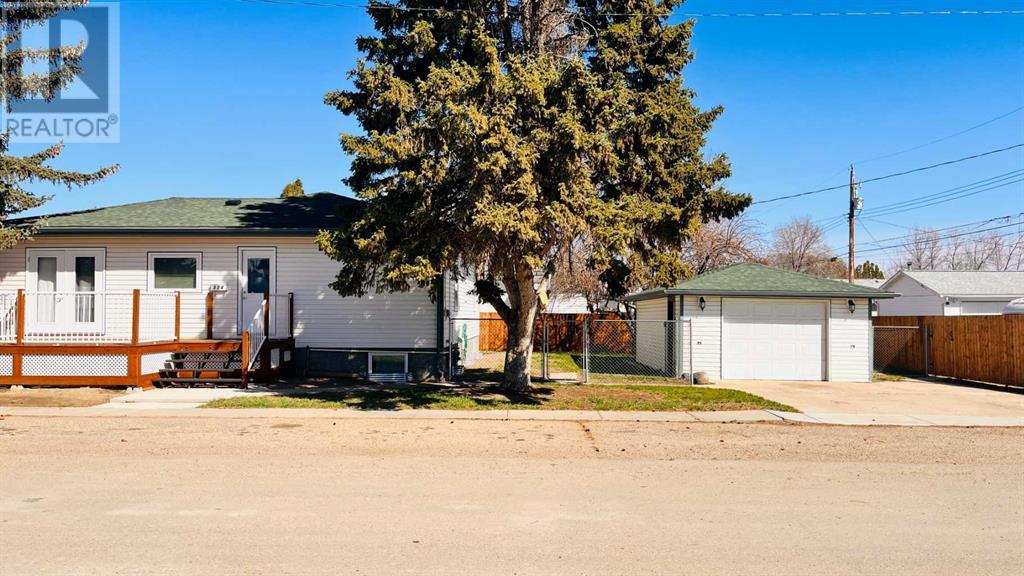 324 2  W, Bow Island, Alberta