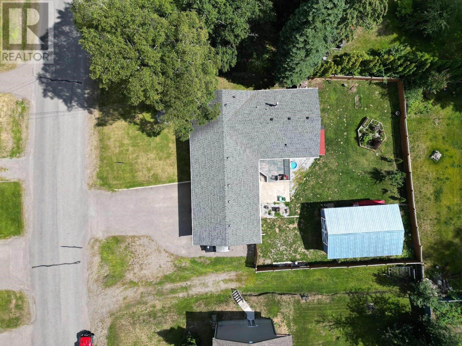 Property at 2279 GLENNGARRY ROAD image 2