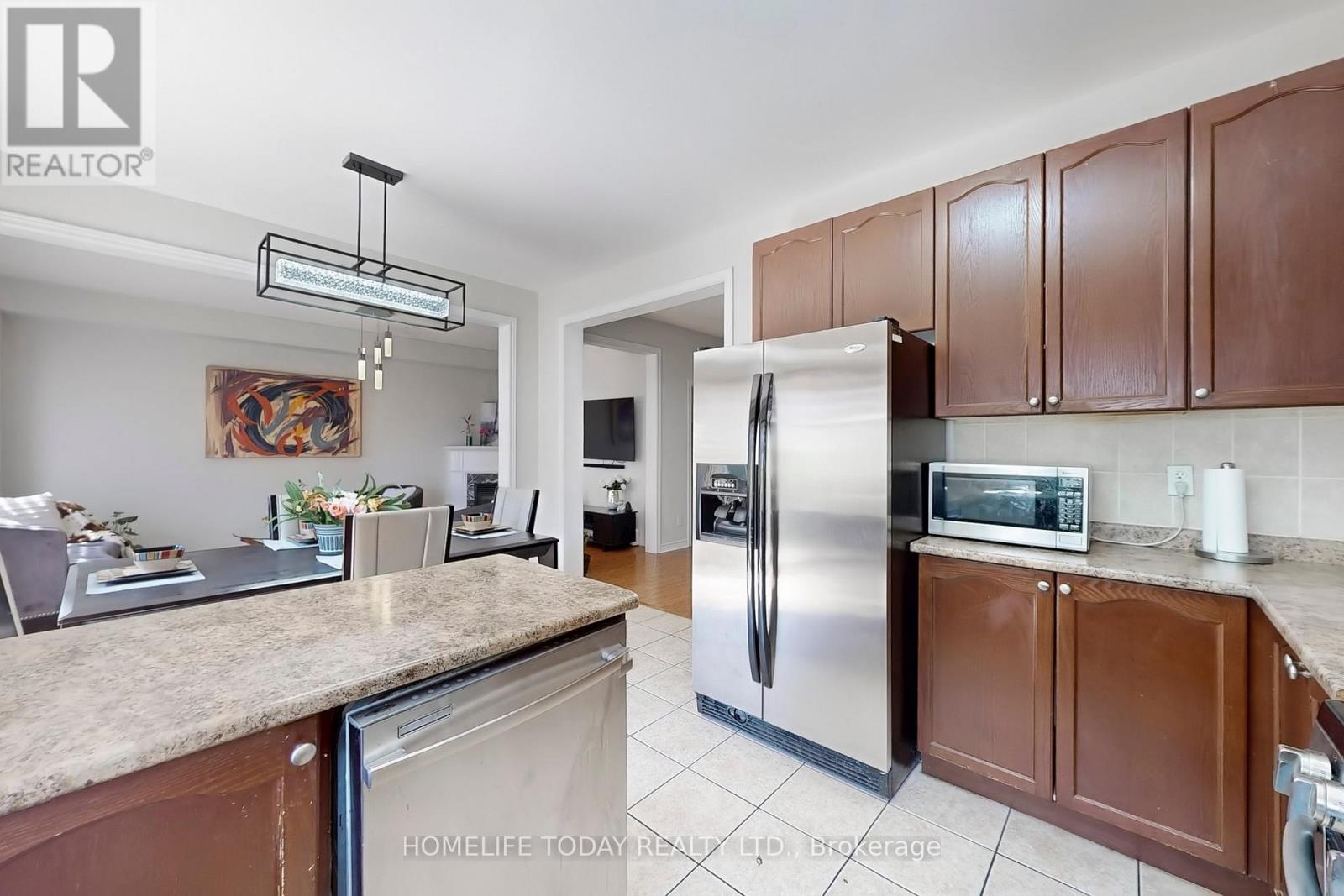 40 Oblate Crescent, Brampton, Ontario  L6Y 0L3 - Photo 21 - W12149130