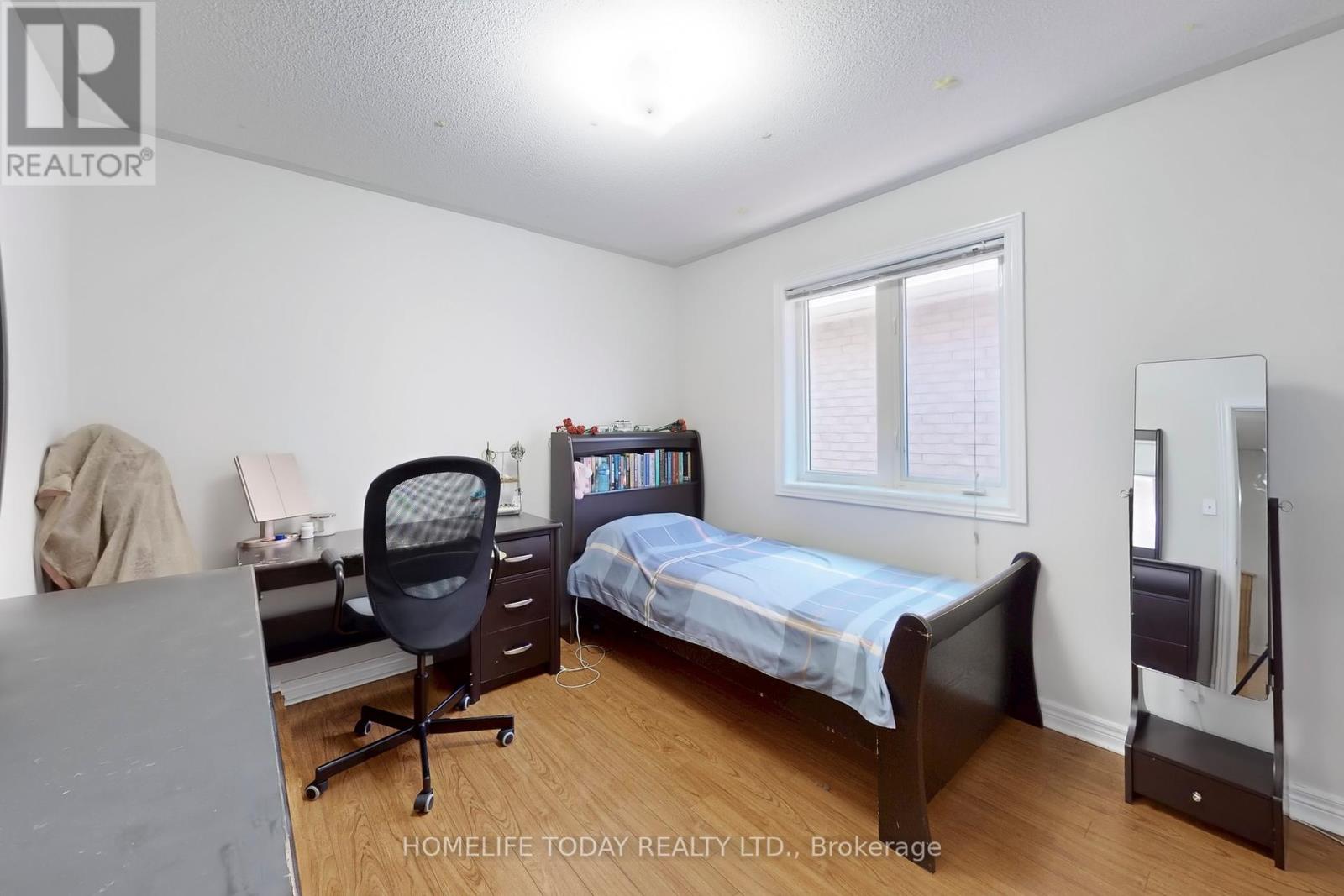 40 Oblate Crescent, Brampton, Ontario  L6Y 0L3 - Photo 37 - W12149130