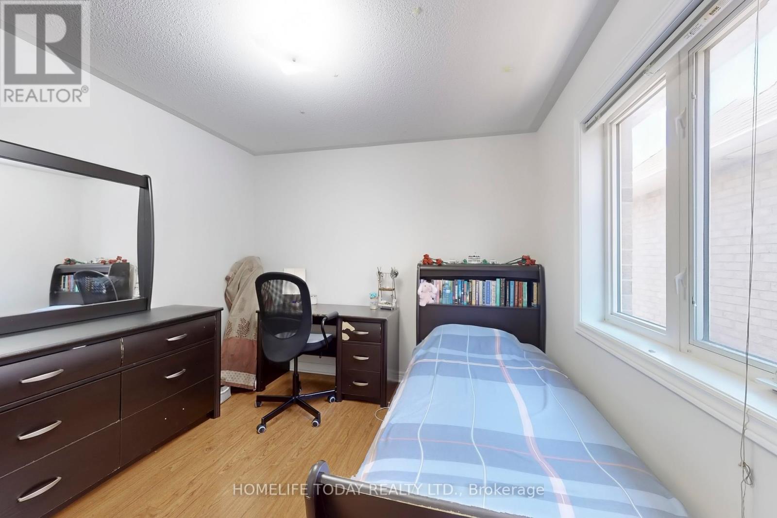 40 Oblate Crescent, Brampton, Ontario  L6Y 0L3 - Photo 38 - W12149130