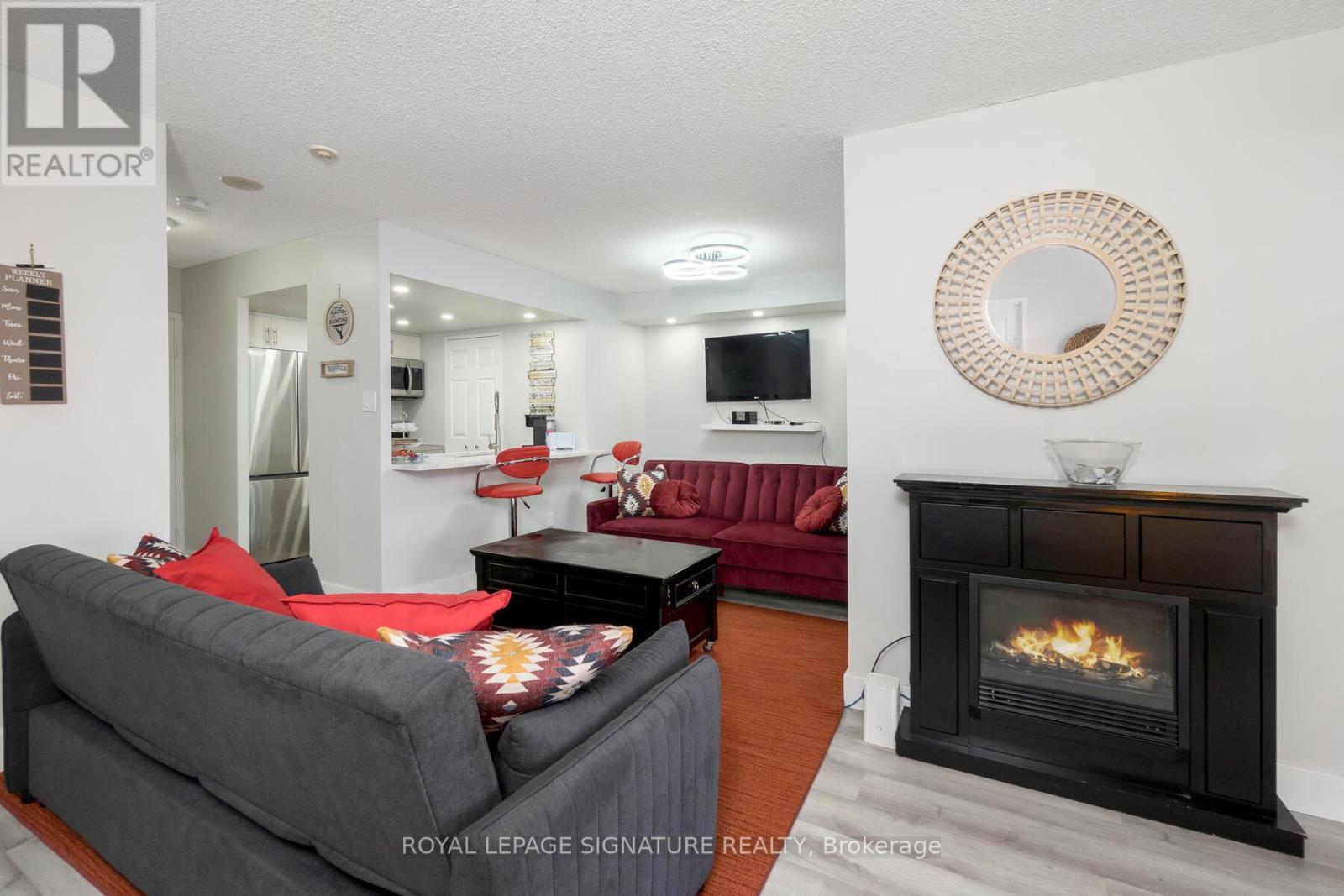 406 - 265 Enfield Place, Mississauga, Ontario  L5B 3Y7 - Photo 11 - W12149190