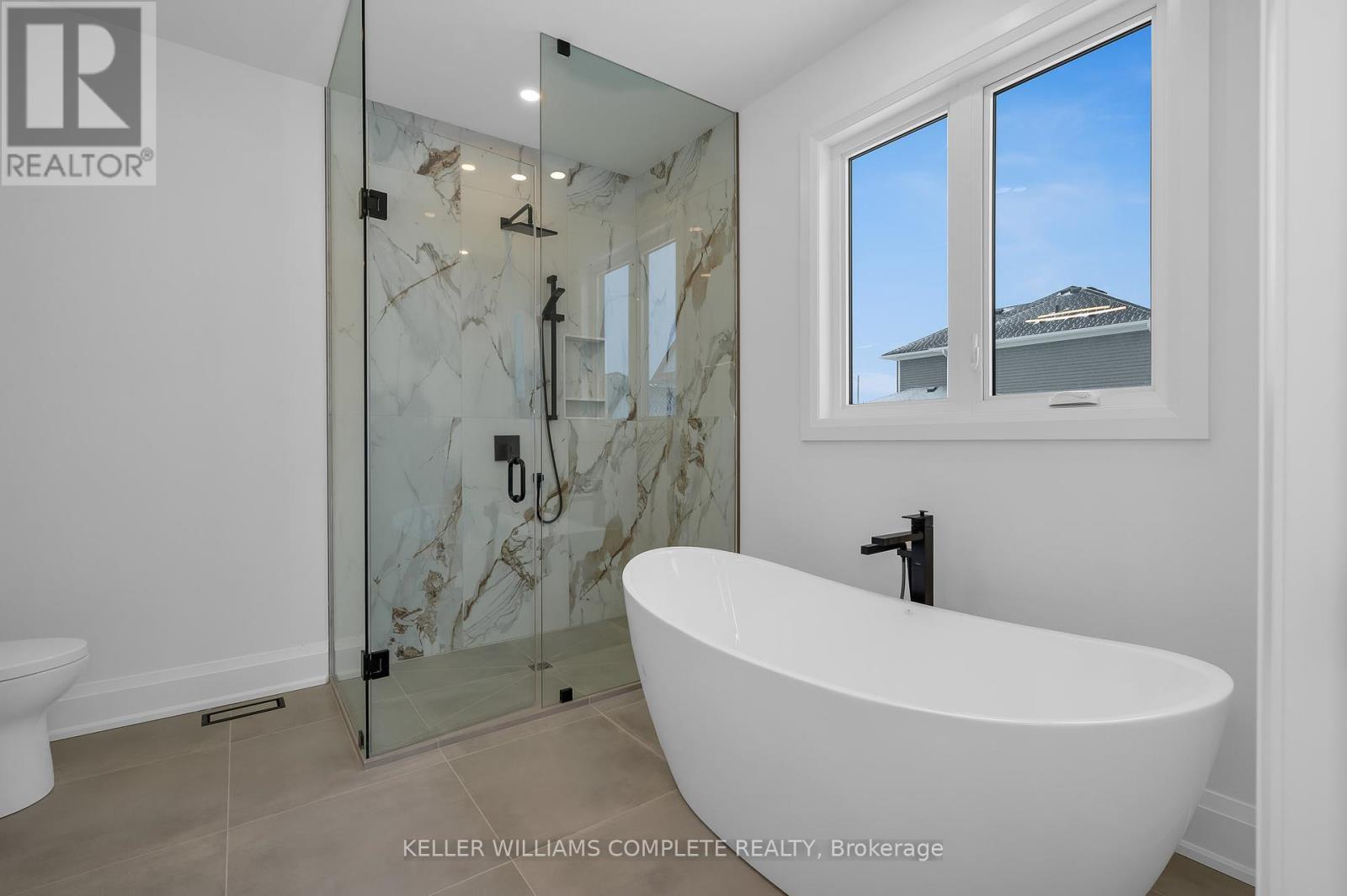 3643 Vosburgh Place, Lincoln, Ontario  L0R 1G0 - Photo 19 - X12149187