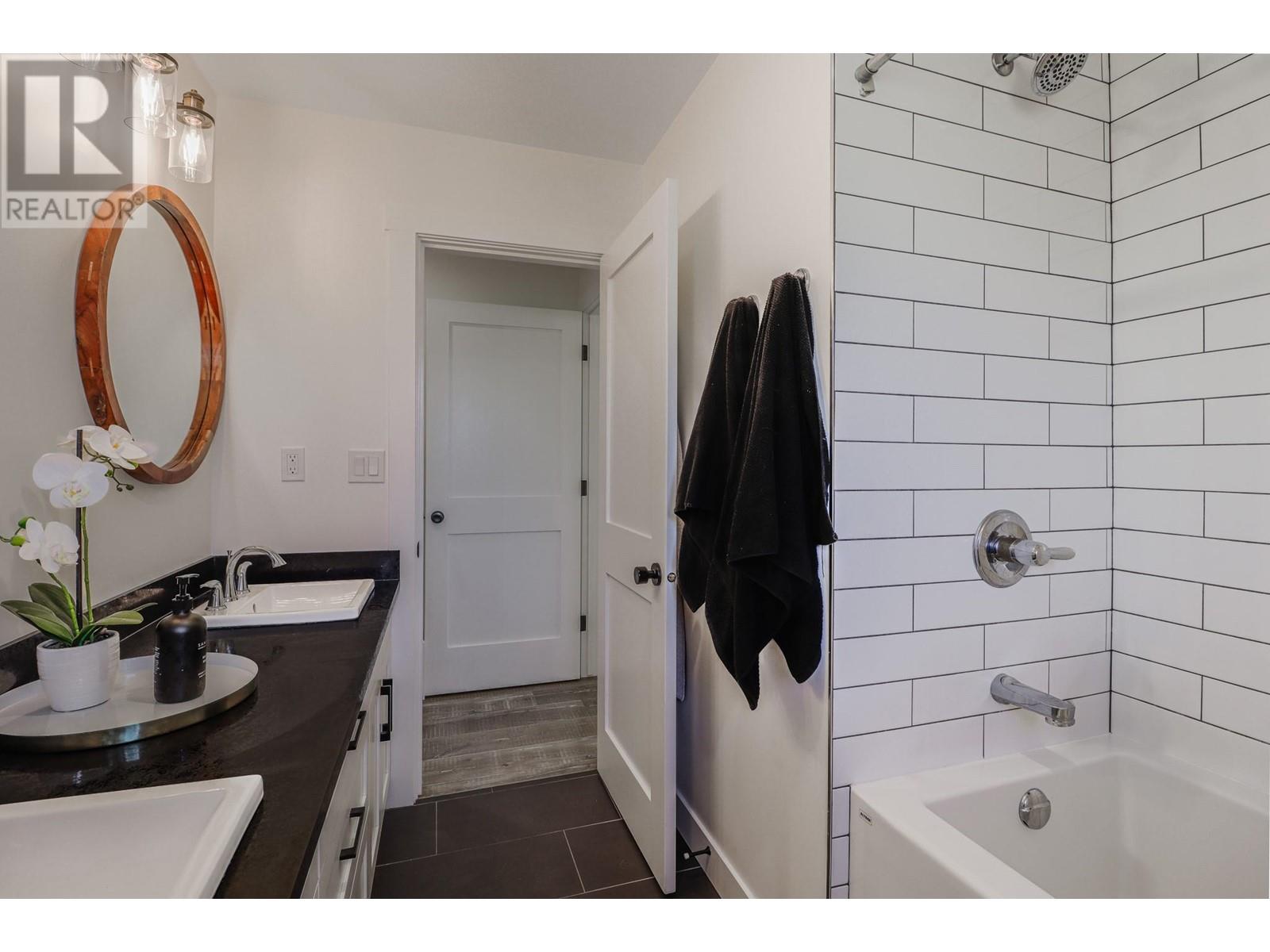 600 17th Avenue N, Cranbrook, British Columbia  V1C 3X5 - Photo 18 - 10347086