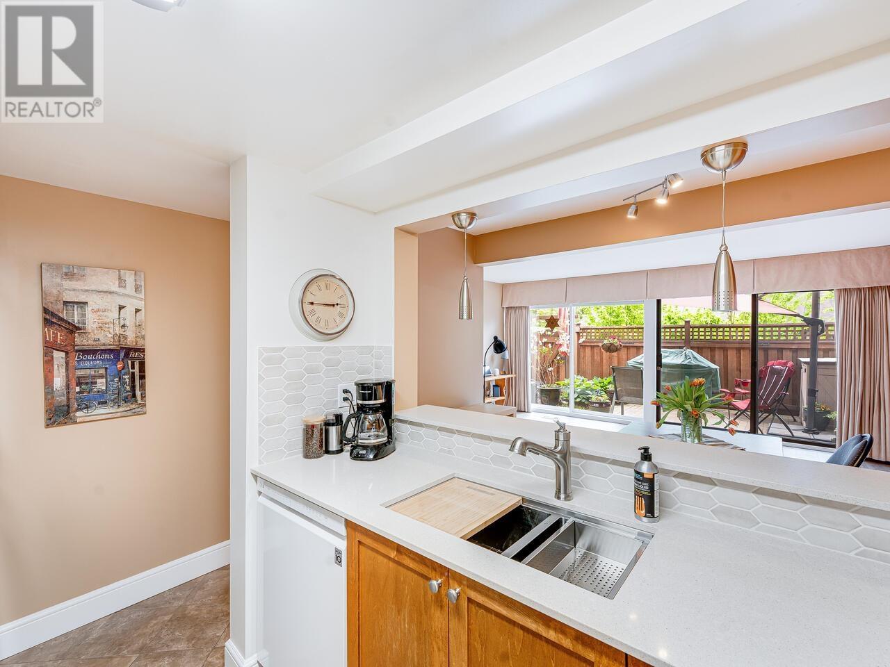 9023 Lyra Place, Burnaby, British Columbia  V3J 1A9 - Photo 3 - R3002632