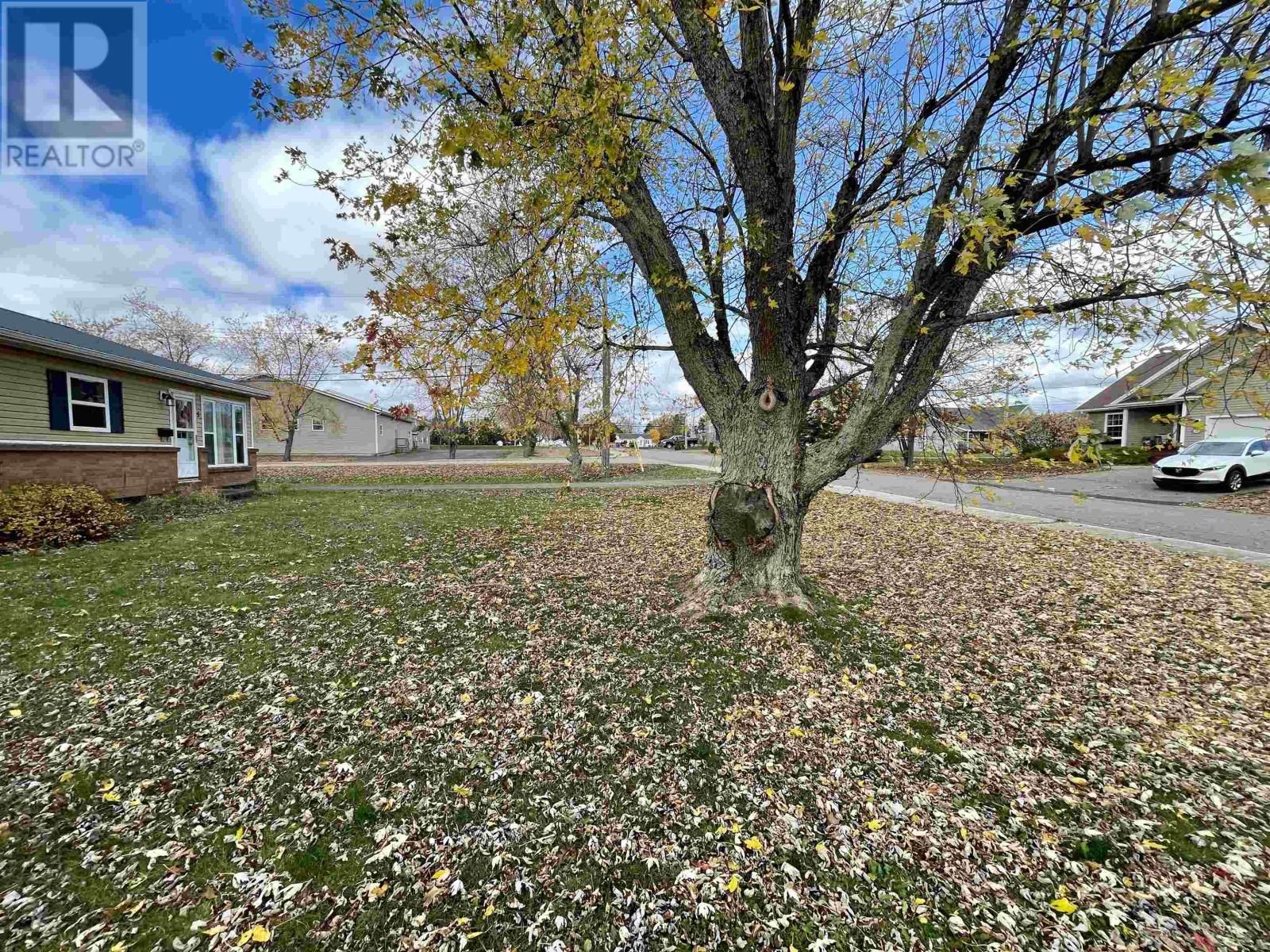 5-7 Robertson Road, East Royalty, Prince Edward Island  C1C 1K6 - Photo 11 - 202426267