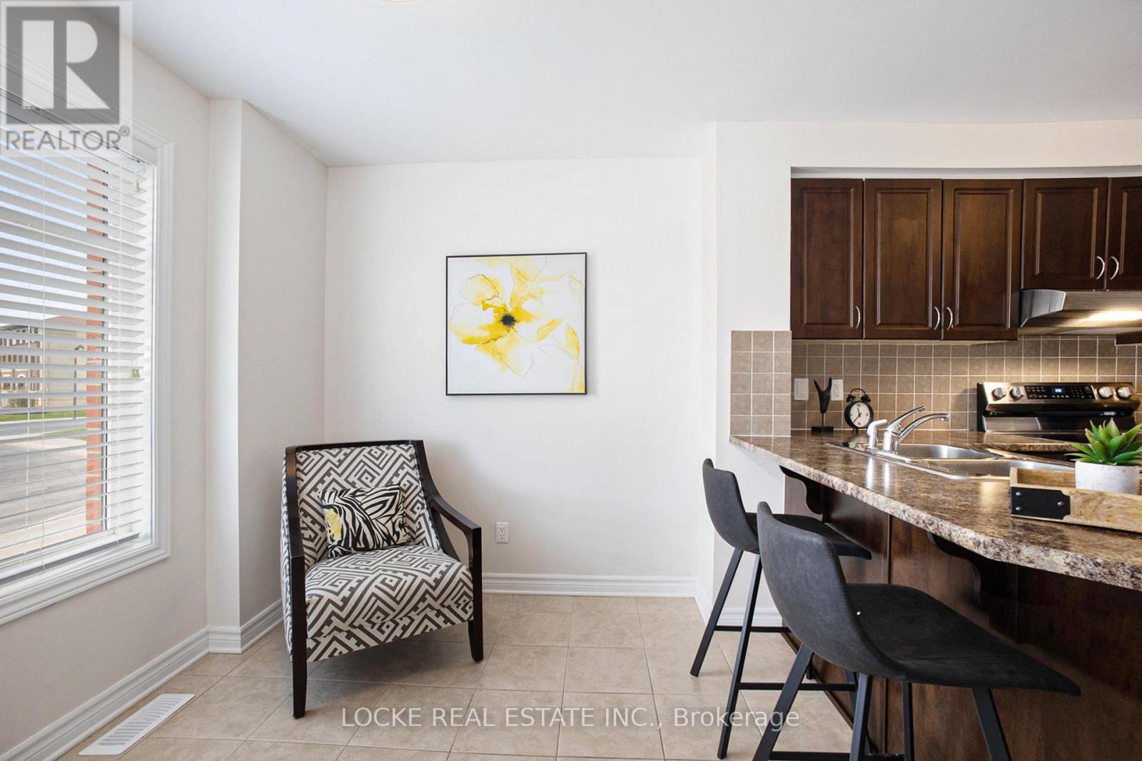 2411 Esprit Drive, Ottawa, Ontario  K4A 0T4 - Photo 16 - X12149204