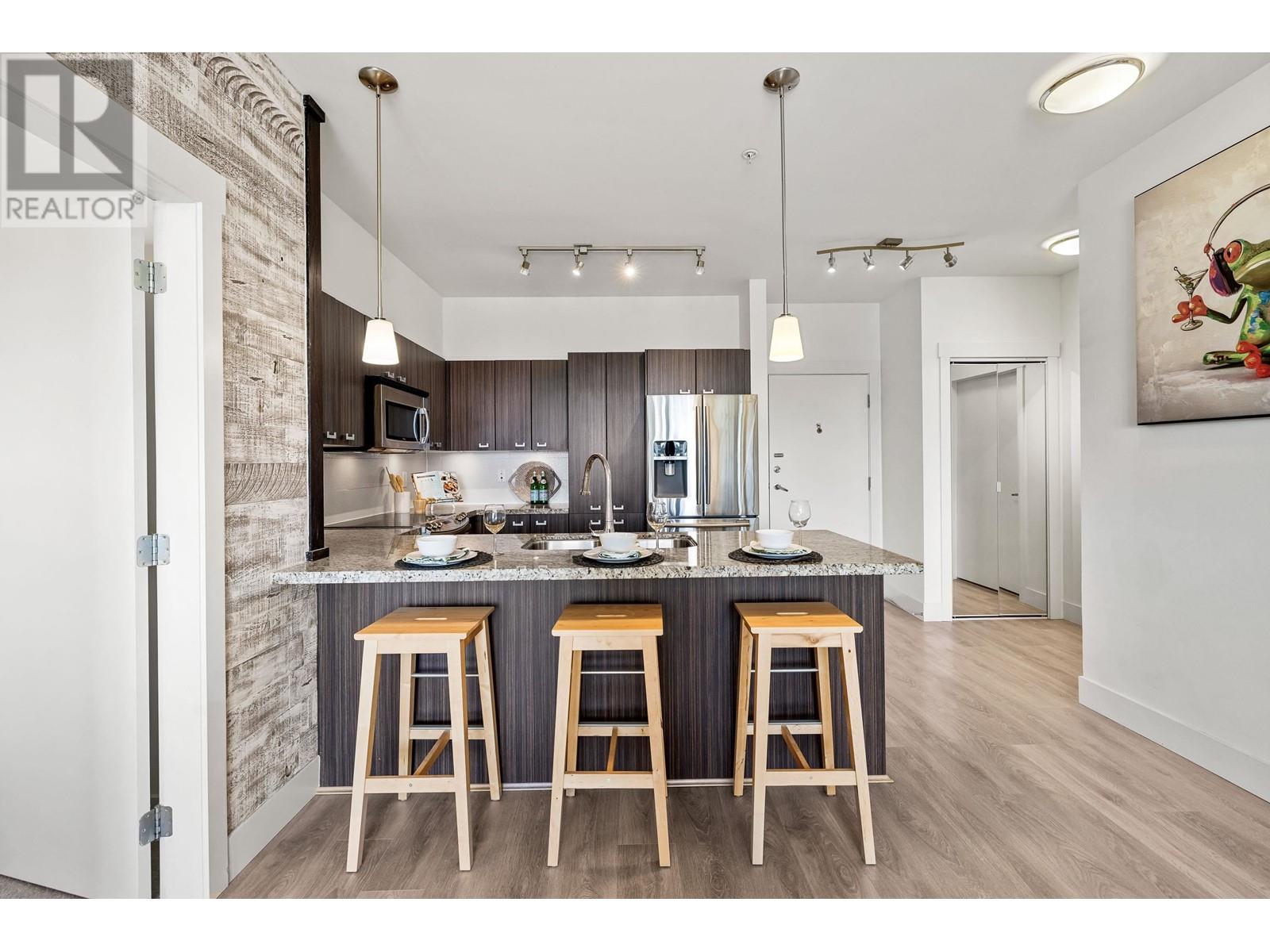 106 709 Twelfth Street, New Westminster, British Columbia  V3M 4J7 - Photo 5 - R3003046