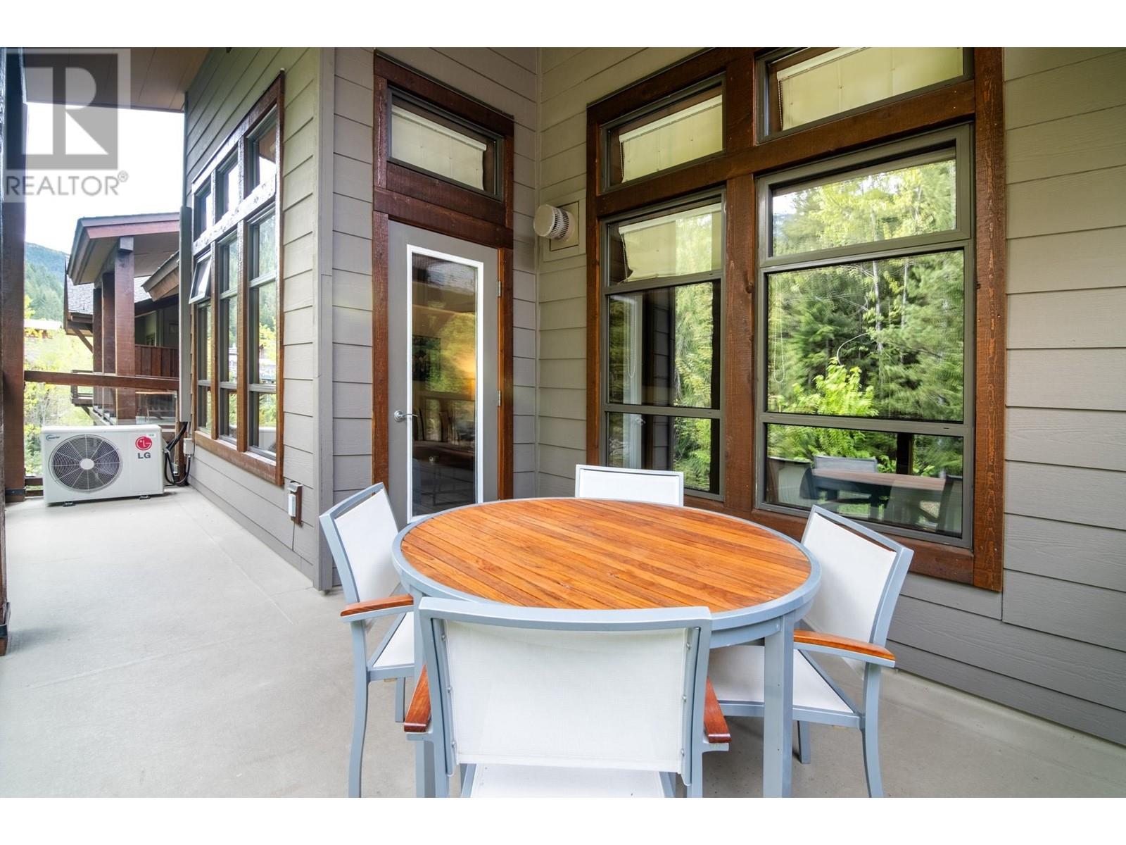 413d 2020 London Lane, Whistler, British Columbia  V0N 1B2 - Photo 6 - R3003070