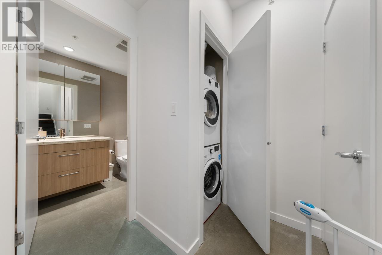 128 W 1st Avenue, Vancouver, British Columbia  V5Y 0H5 - Photo 13 - R3003080