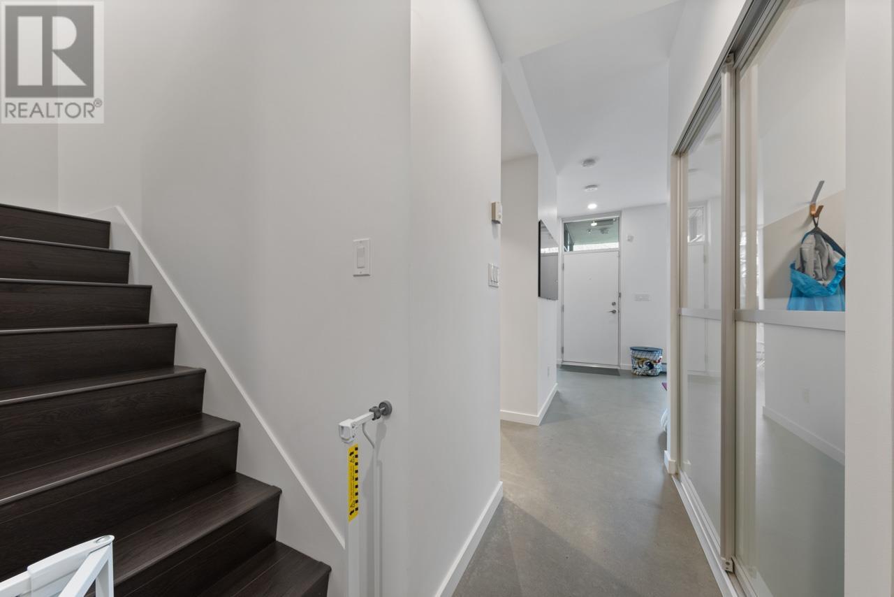 128 W 1st Avenue, Vancouver, British Columbia  V5Y 0H5 - Photo 15 - R3003080